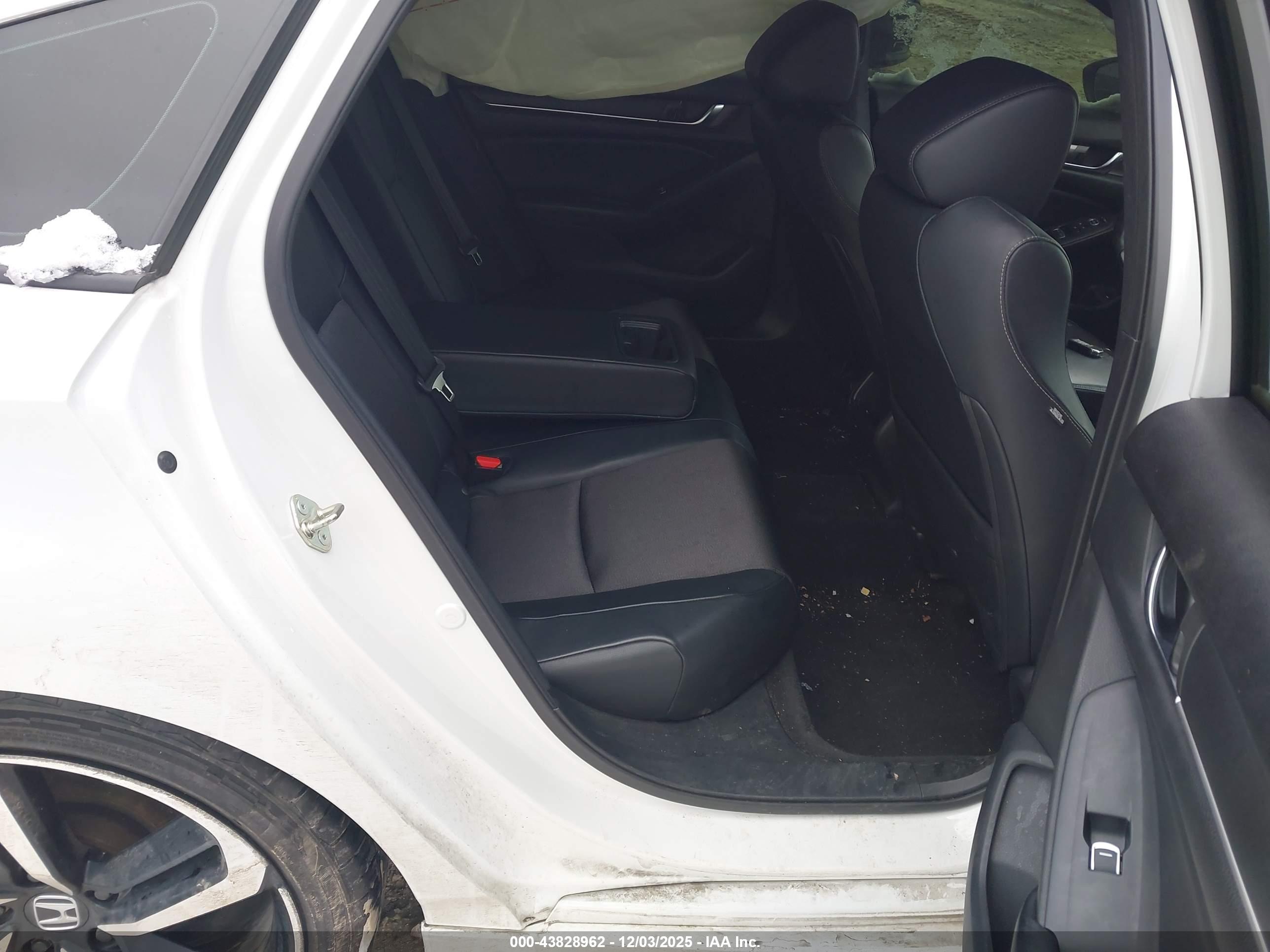 HONDA ACCORD image 8