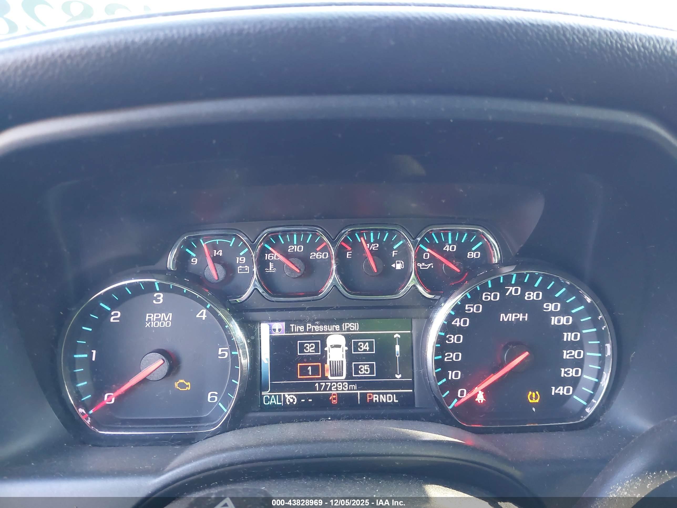 GMC SIERRA image 7