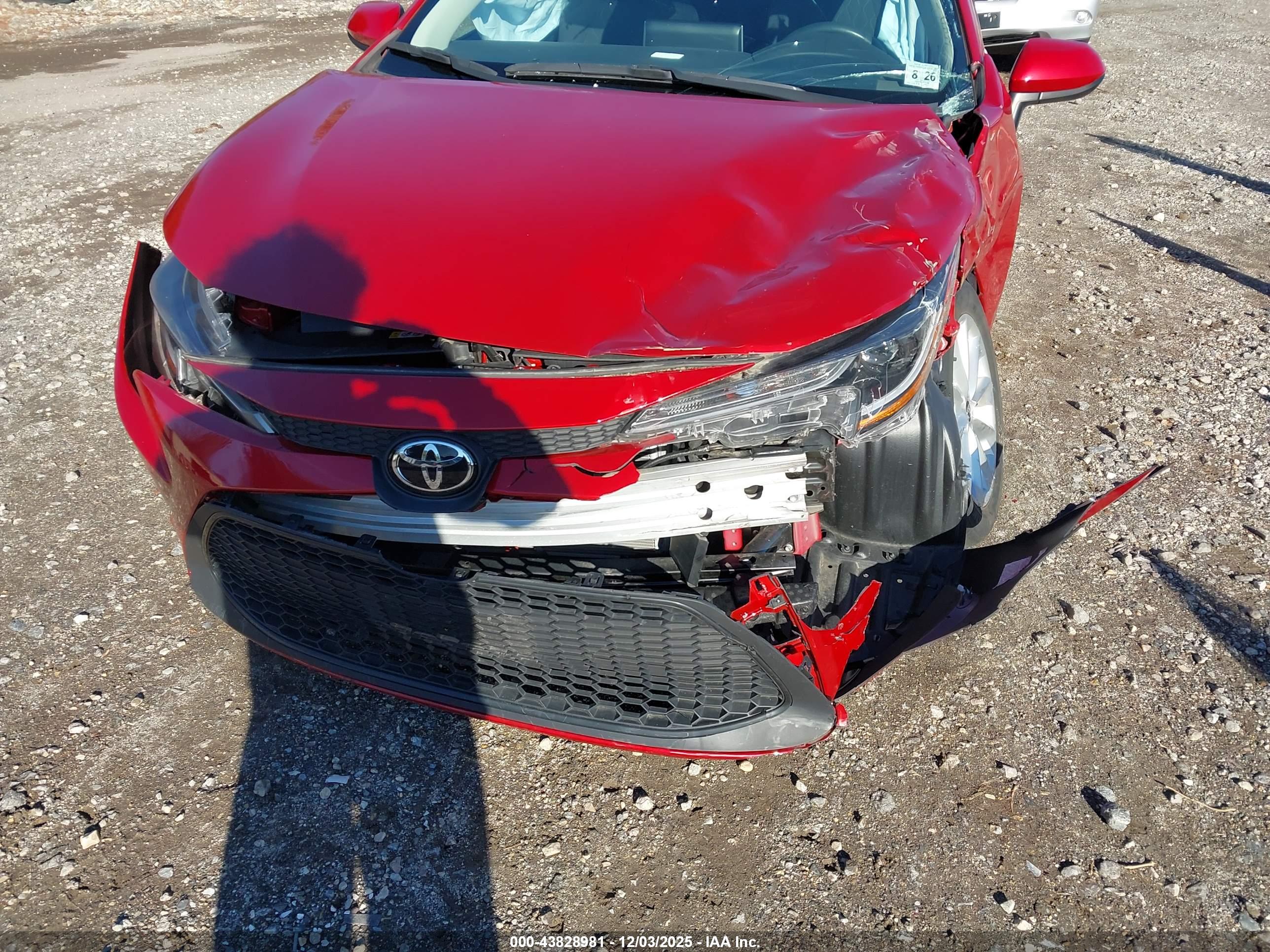 TOYOTA COROLLA image 6