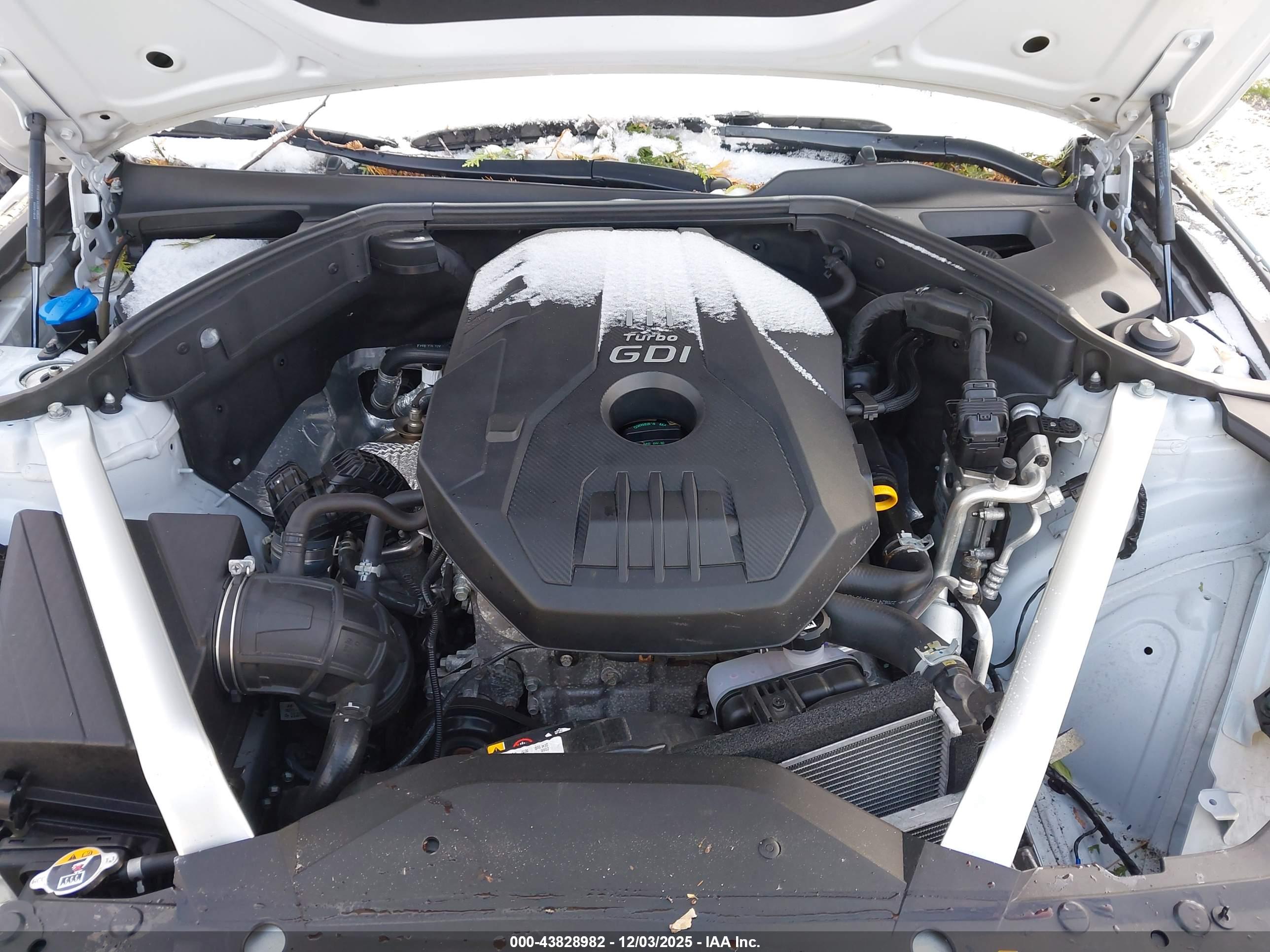 GENESIS G70 image 10