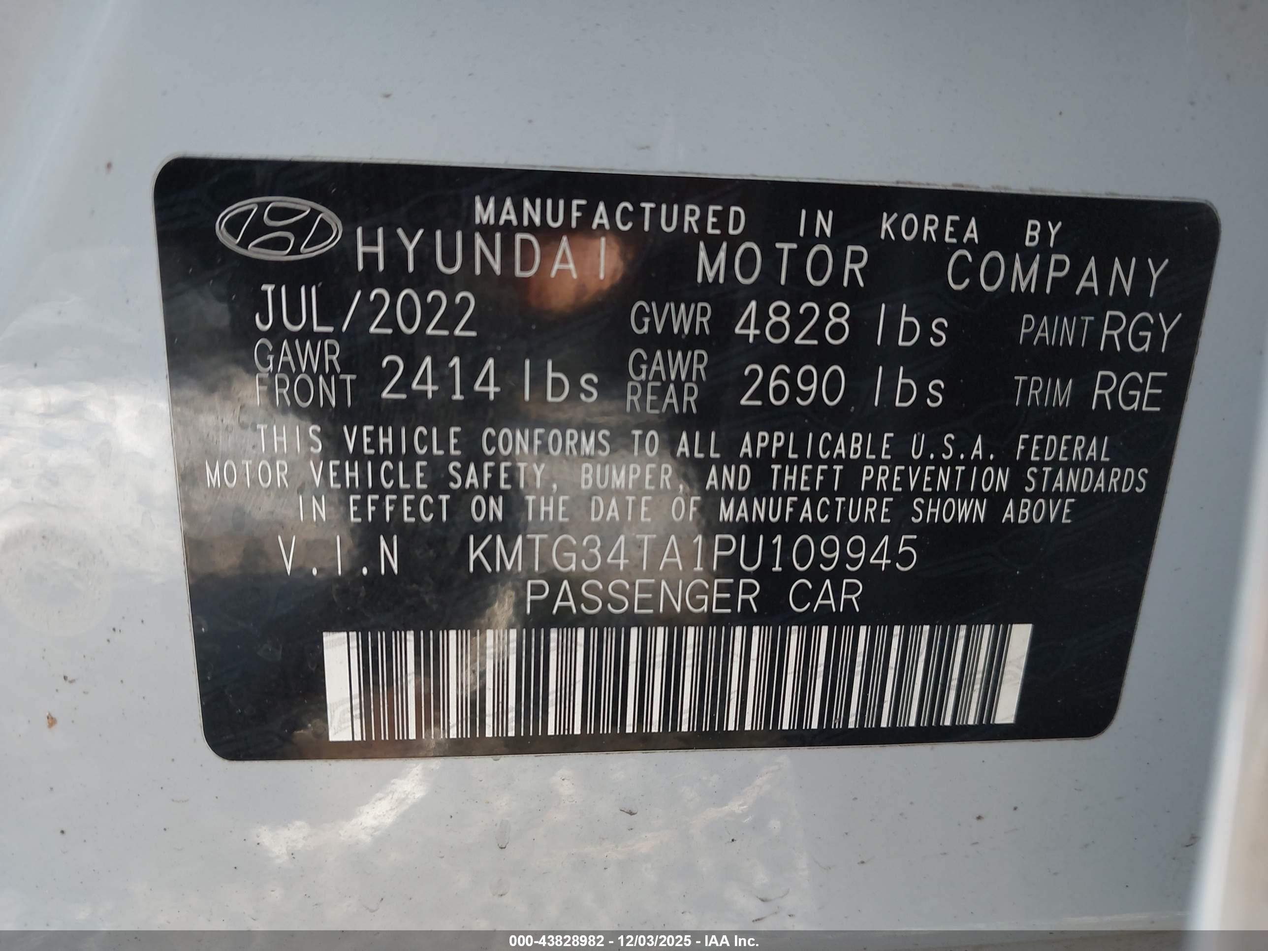 GENESIS G70 image 9