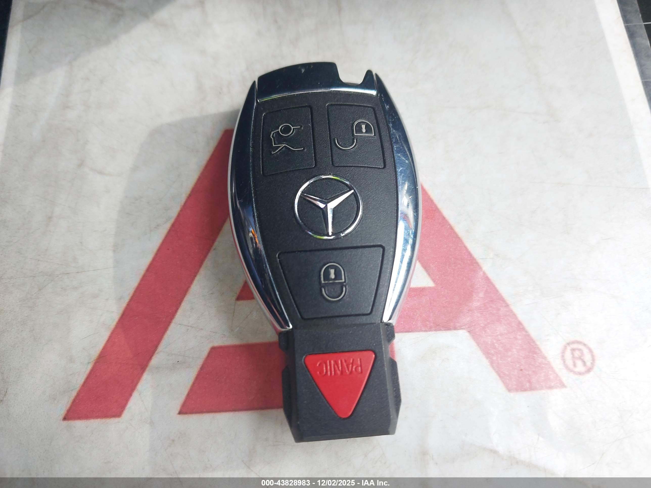 MERCEDES-BENZ GLS image 11