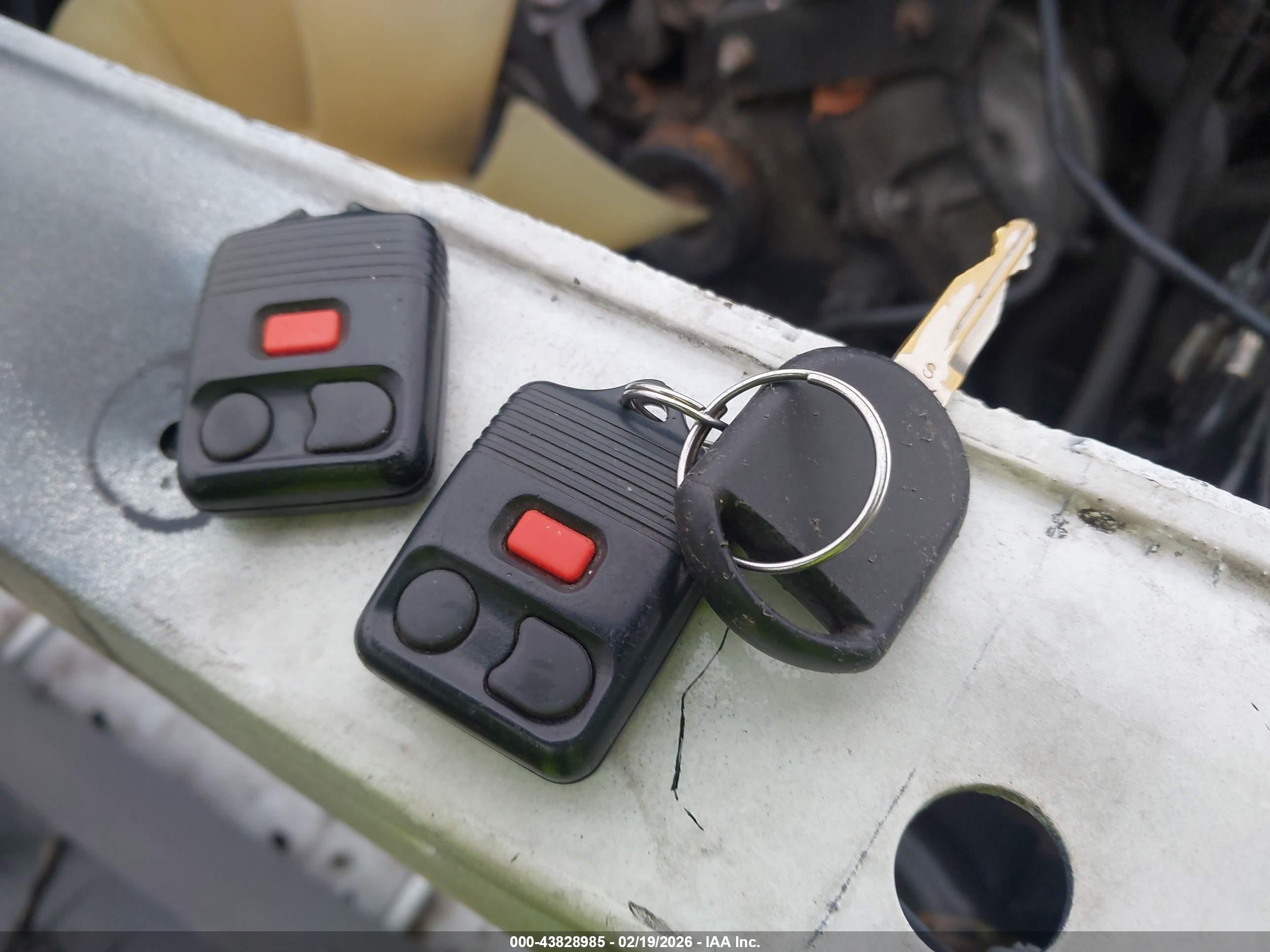 FORD F-150 image 11