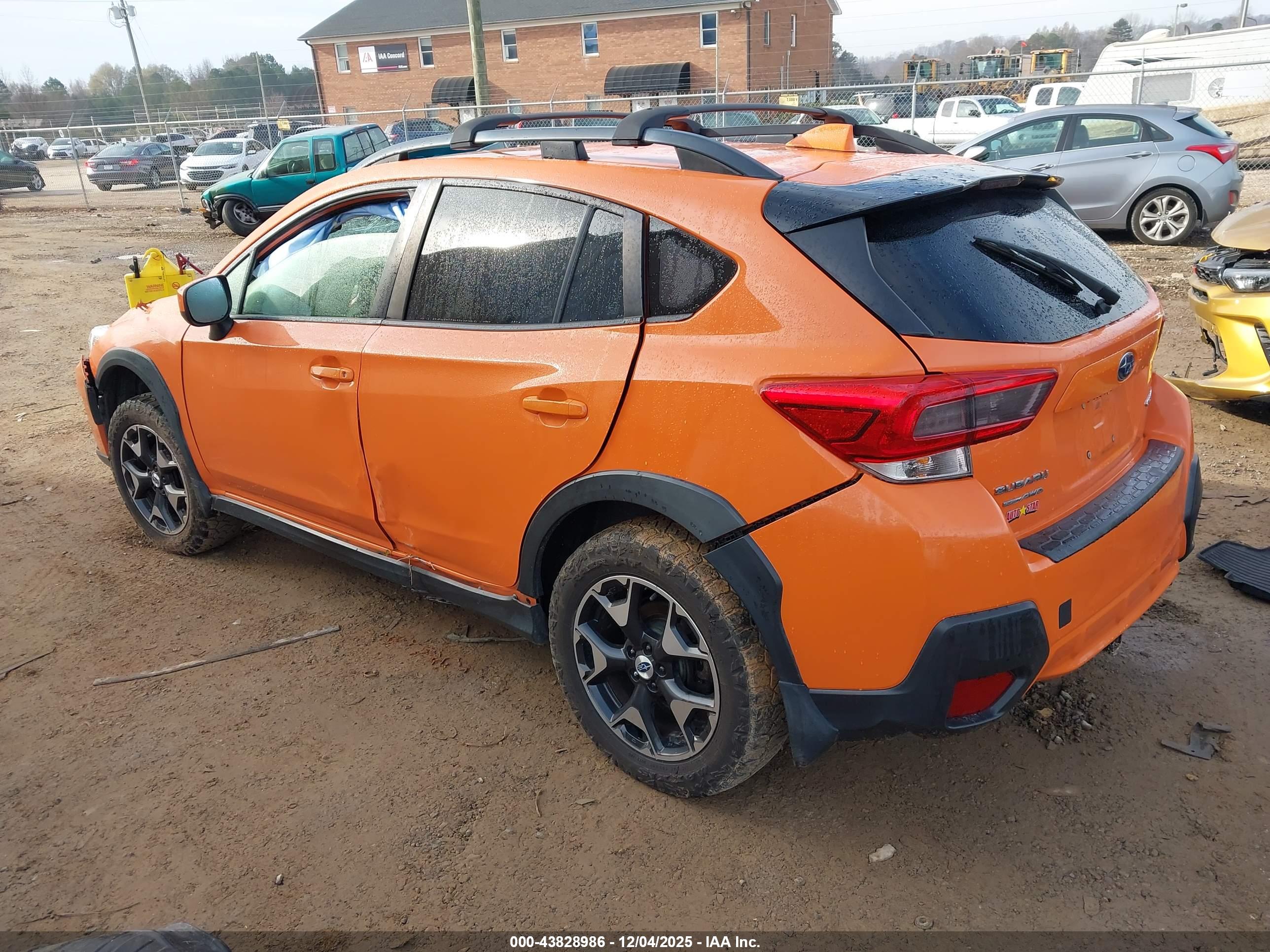 SUBARU CROSSTREK image 3