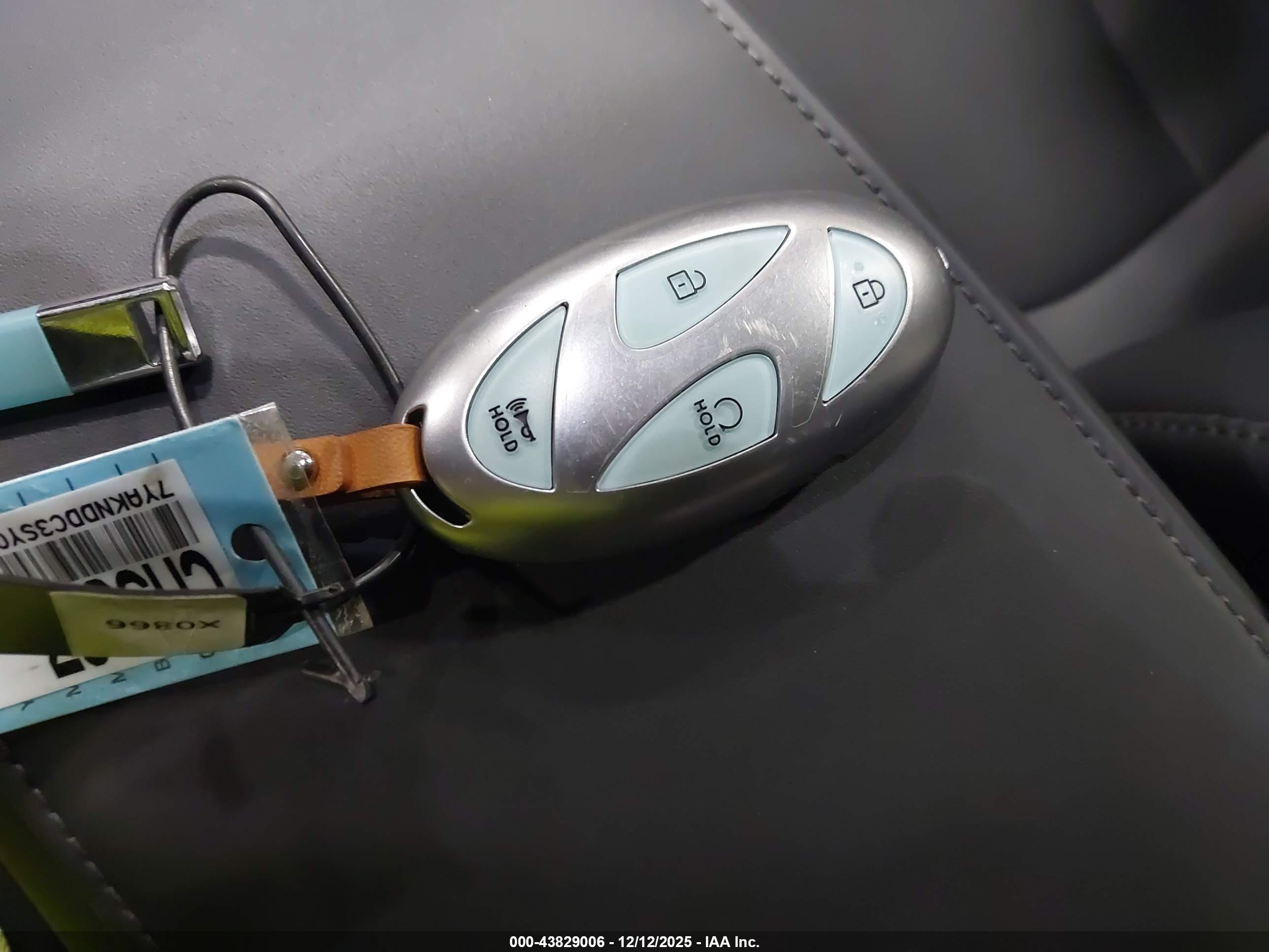 HYUNDAI IONIQ image 11