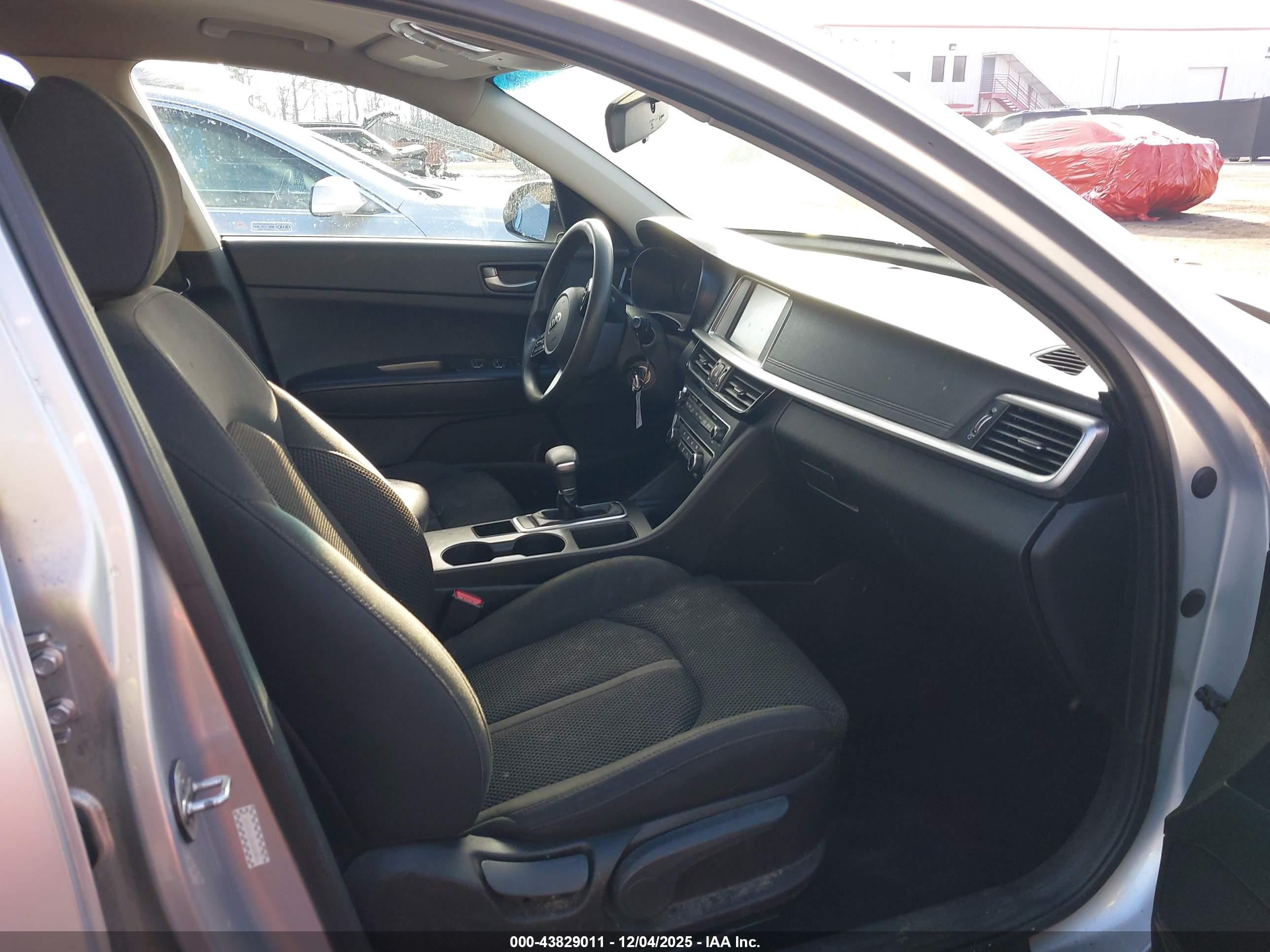 KIA OPTIMA image 5
