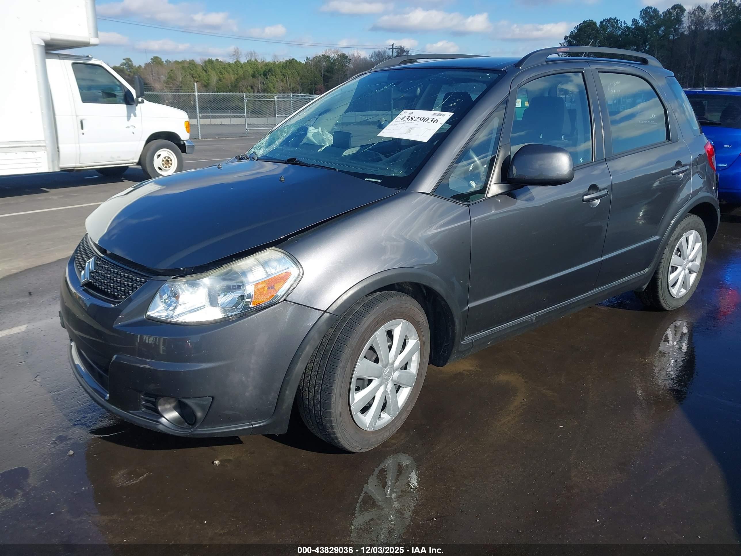 SUZUKI SX4 image 2