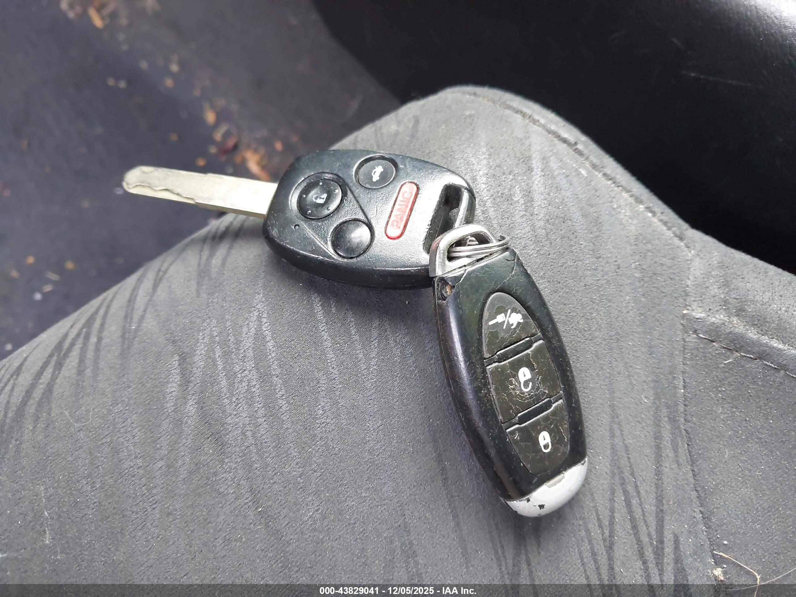 HONDA CIVIC image 11