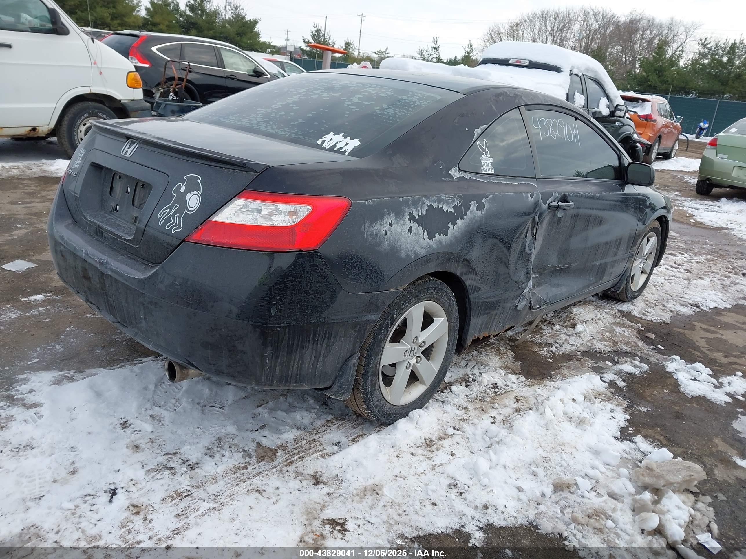 HONDA CIVIC image 4