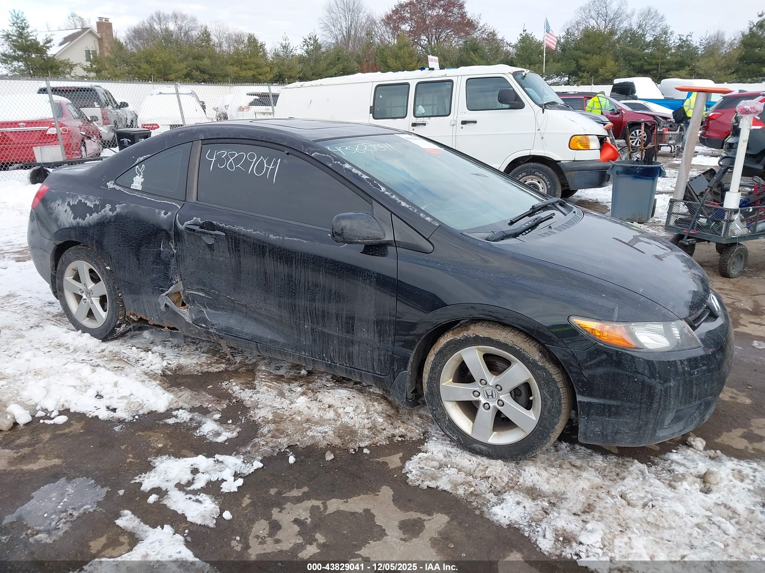 HONDA CIVIC image 6