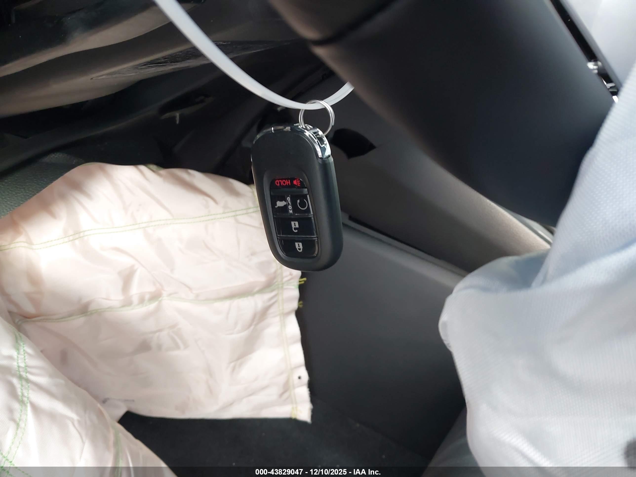 HONDA CR-V image 11