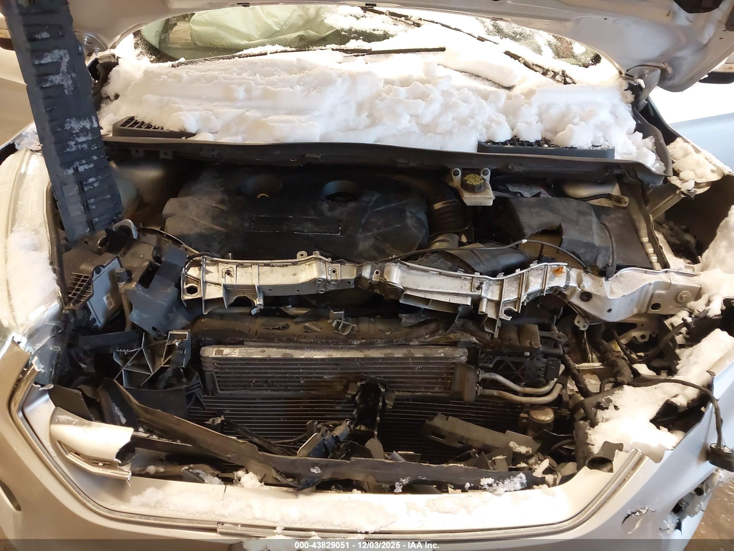 FORD ESCAPE image 10