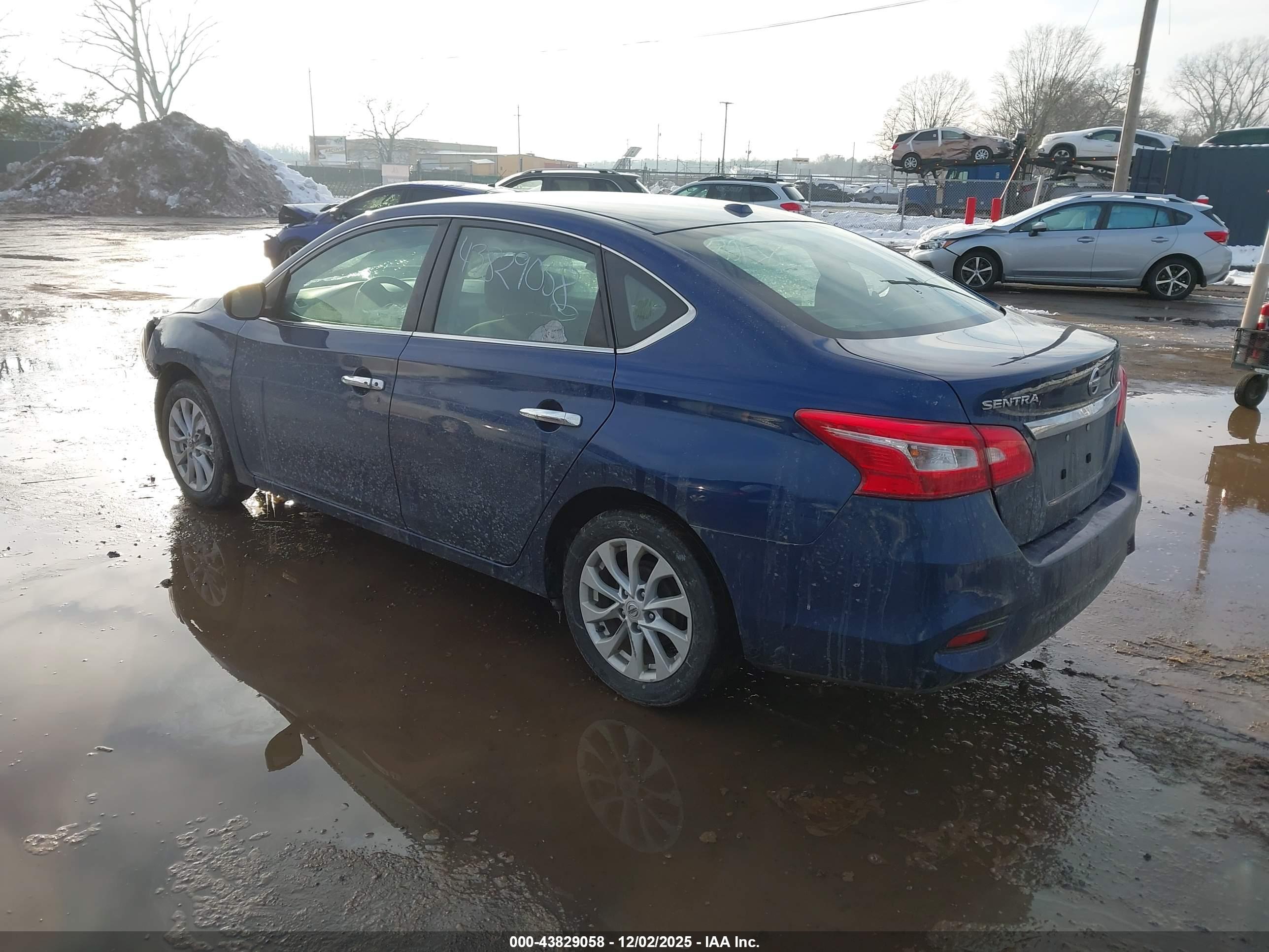 NISSAN SENTRA image 3