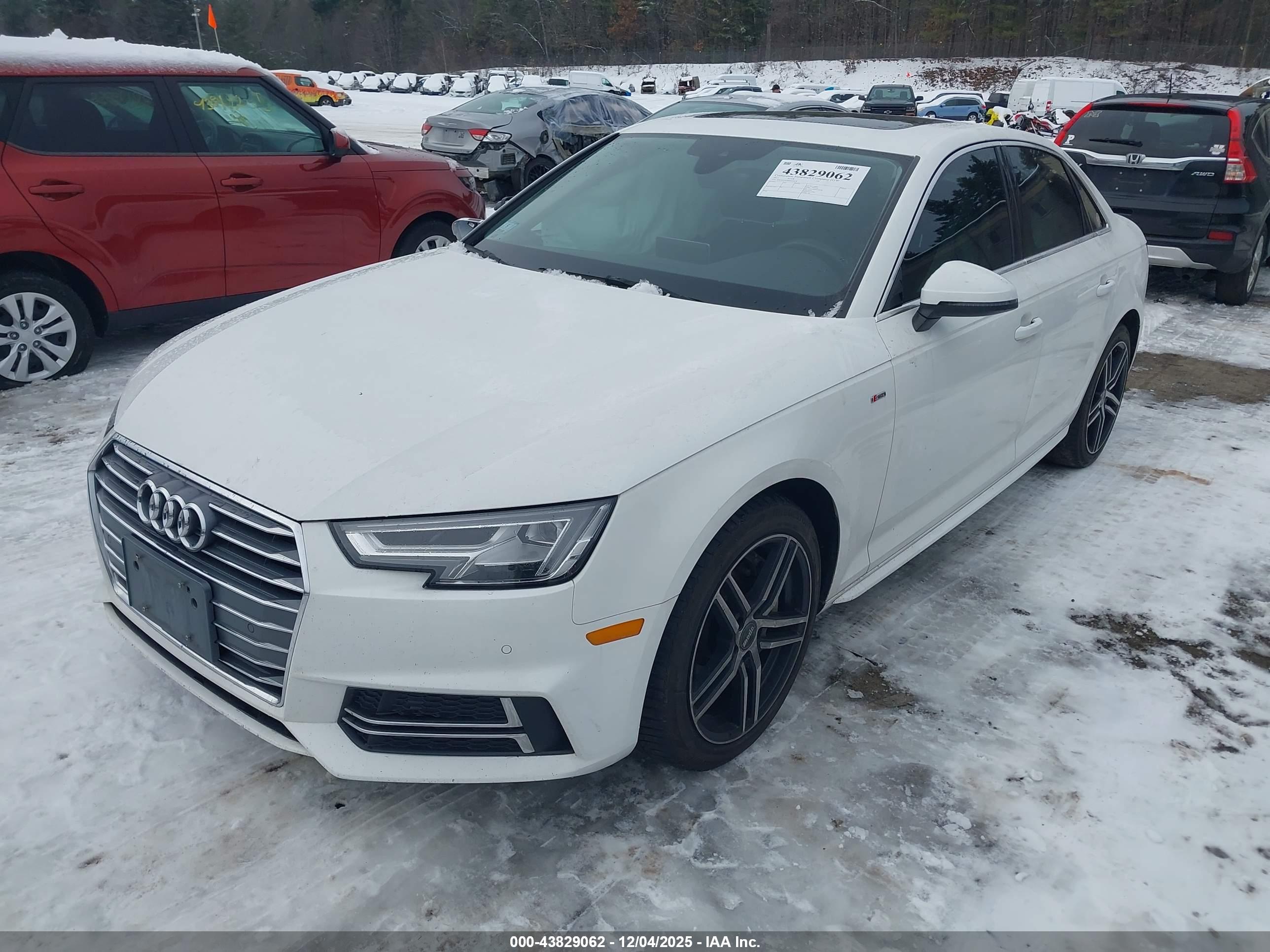 AUDI A4 image 2