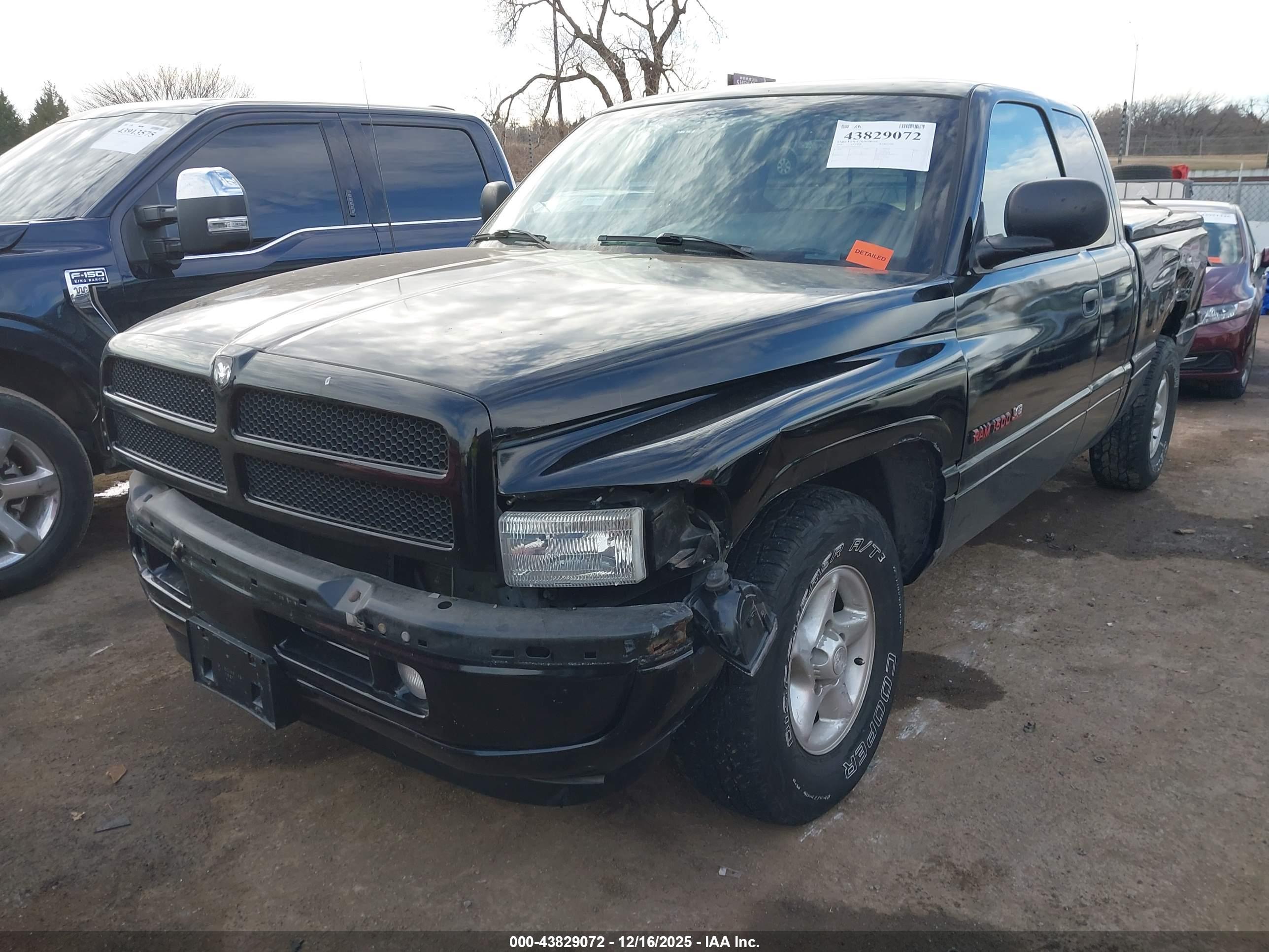DODGE RAM image 2