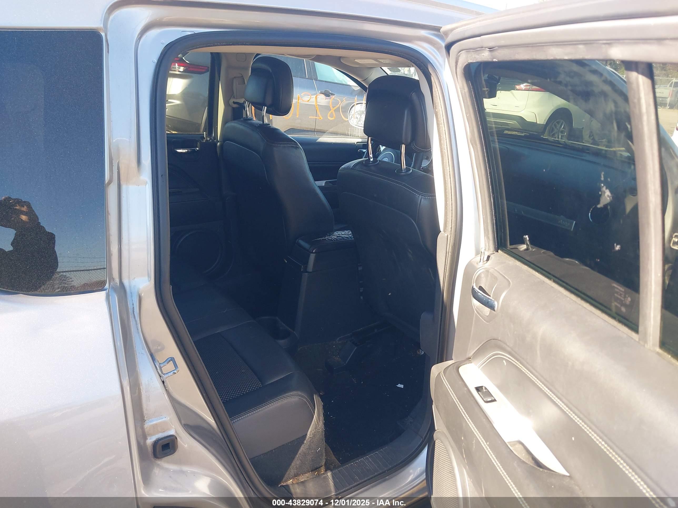 JEEP COMPASS image 8