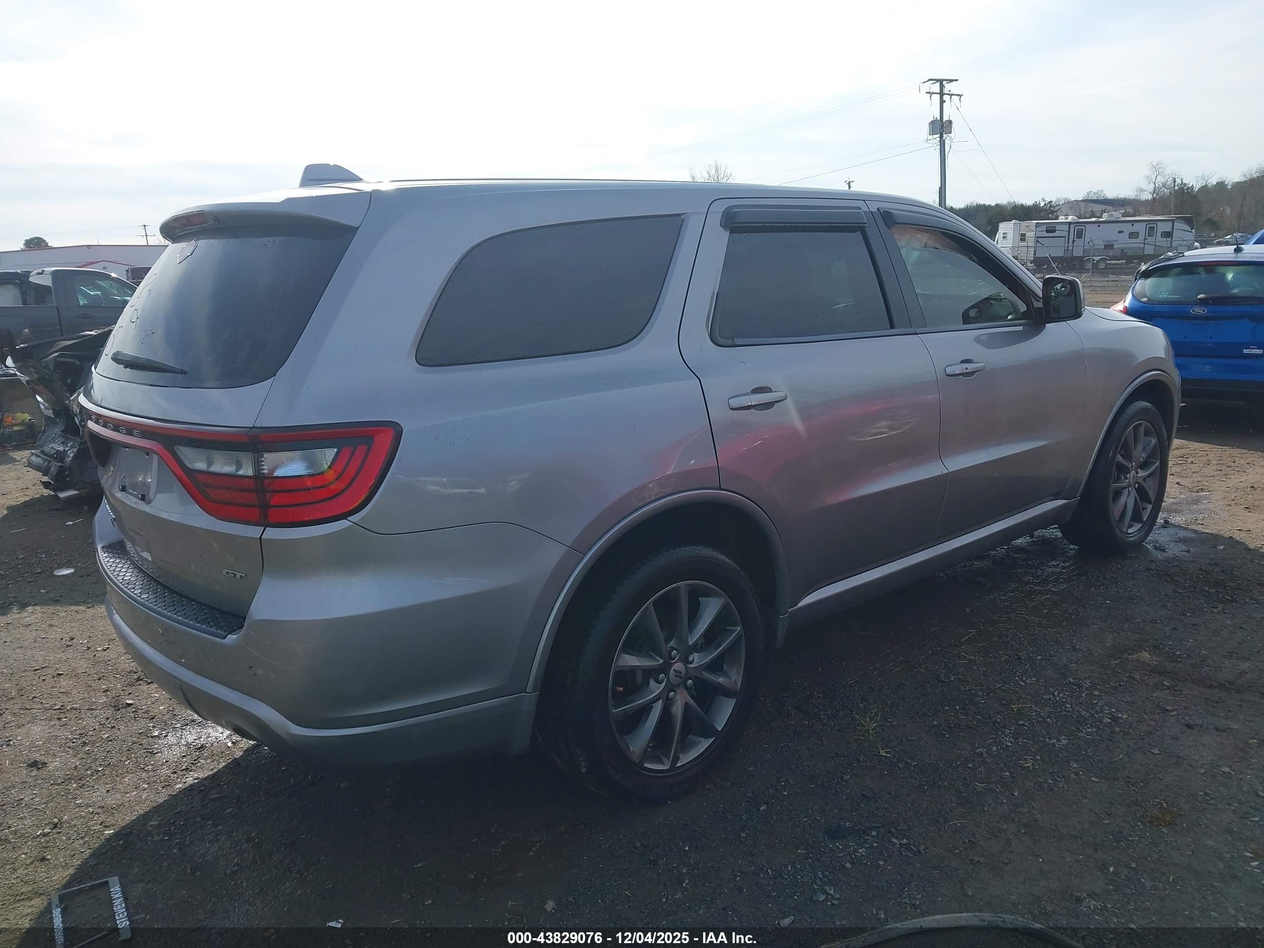 DODGE DURANGO image 4