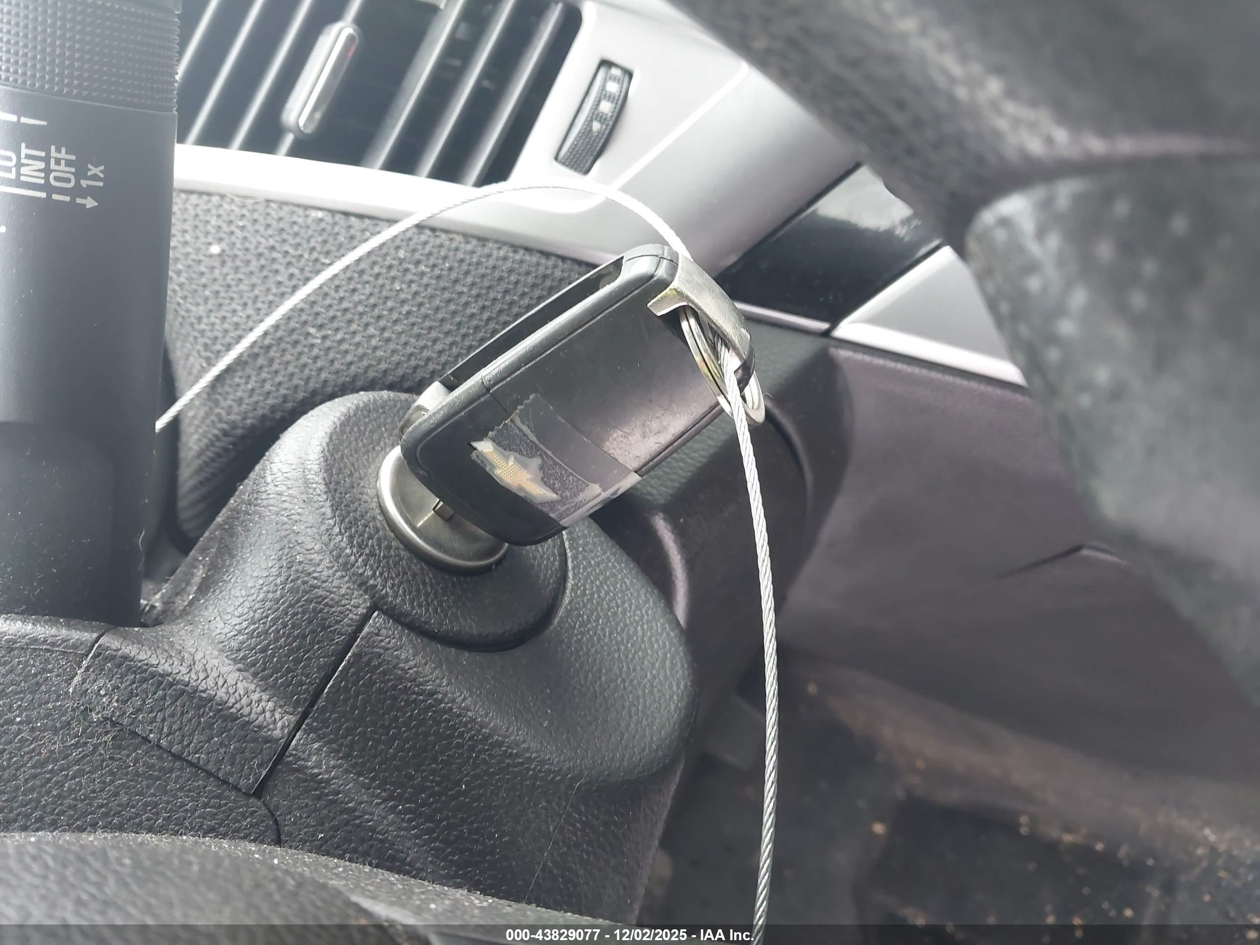 CHEVROLET CRUZE image 11