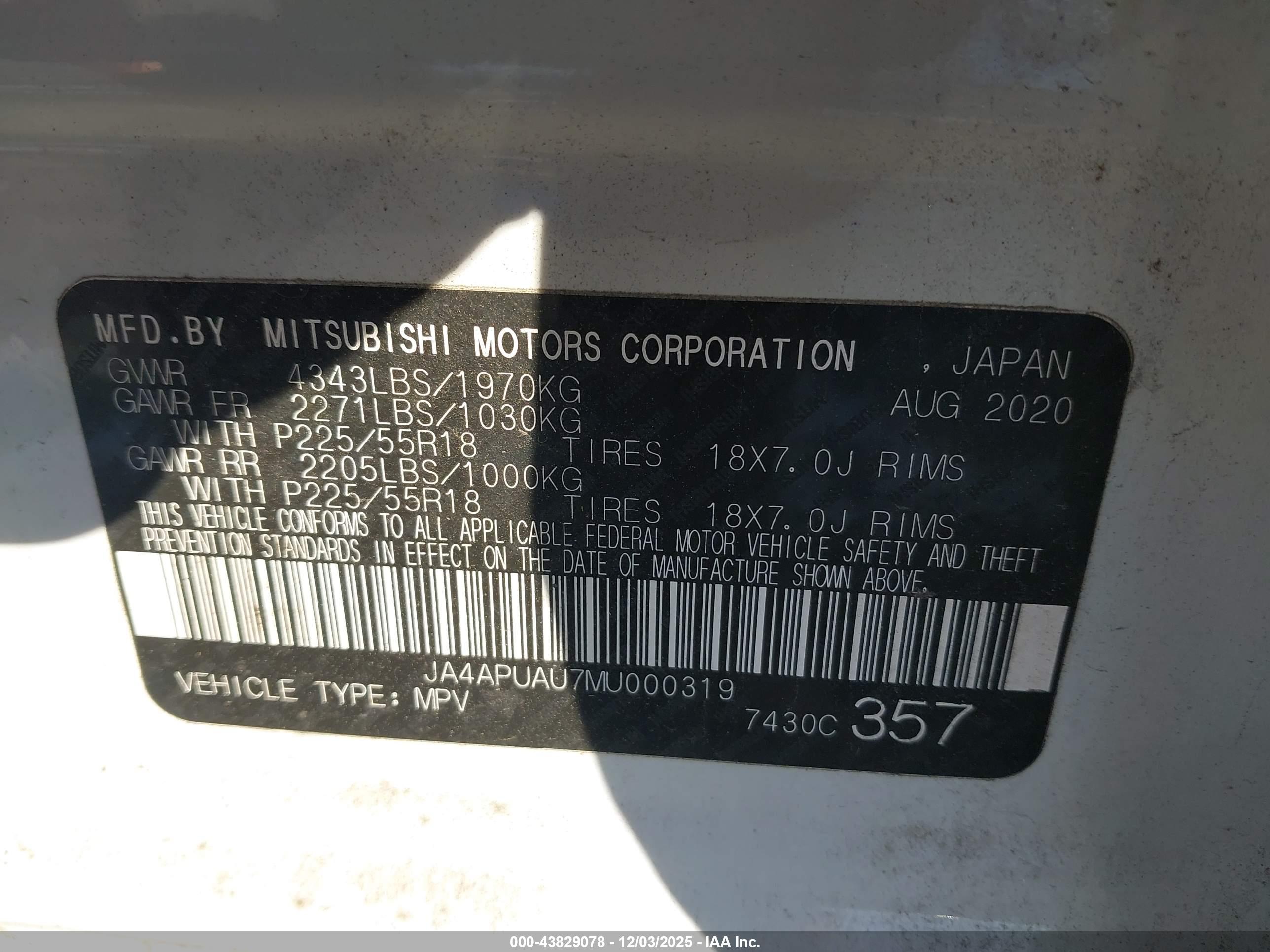 MITSUBISHI OUTLANDER image 9