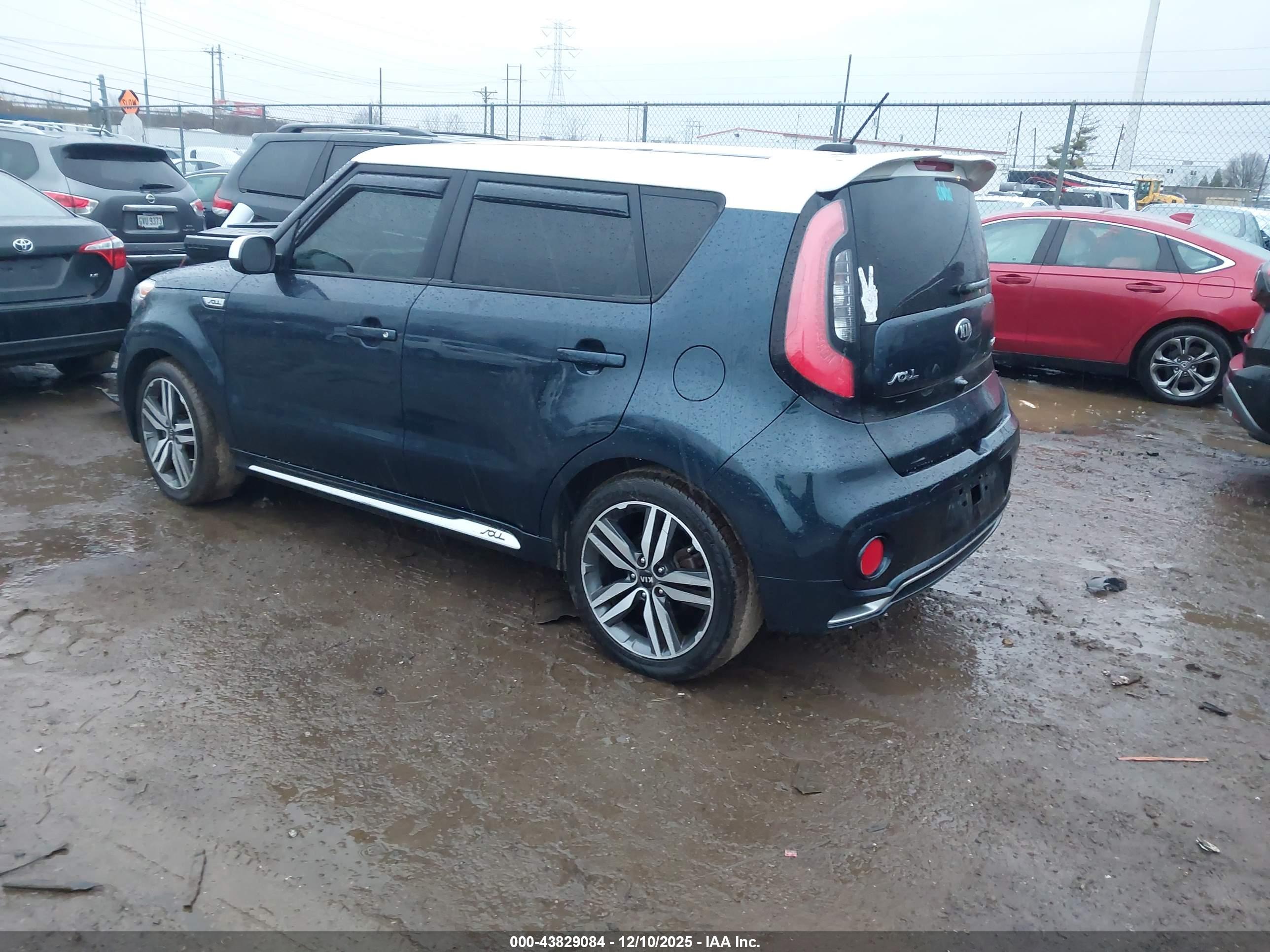 KIA SOUL image 3