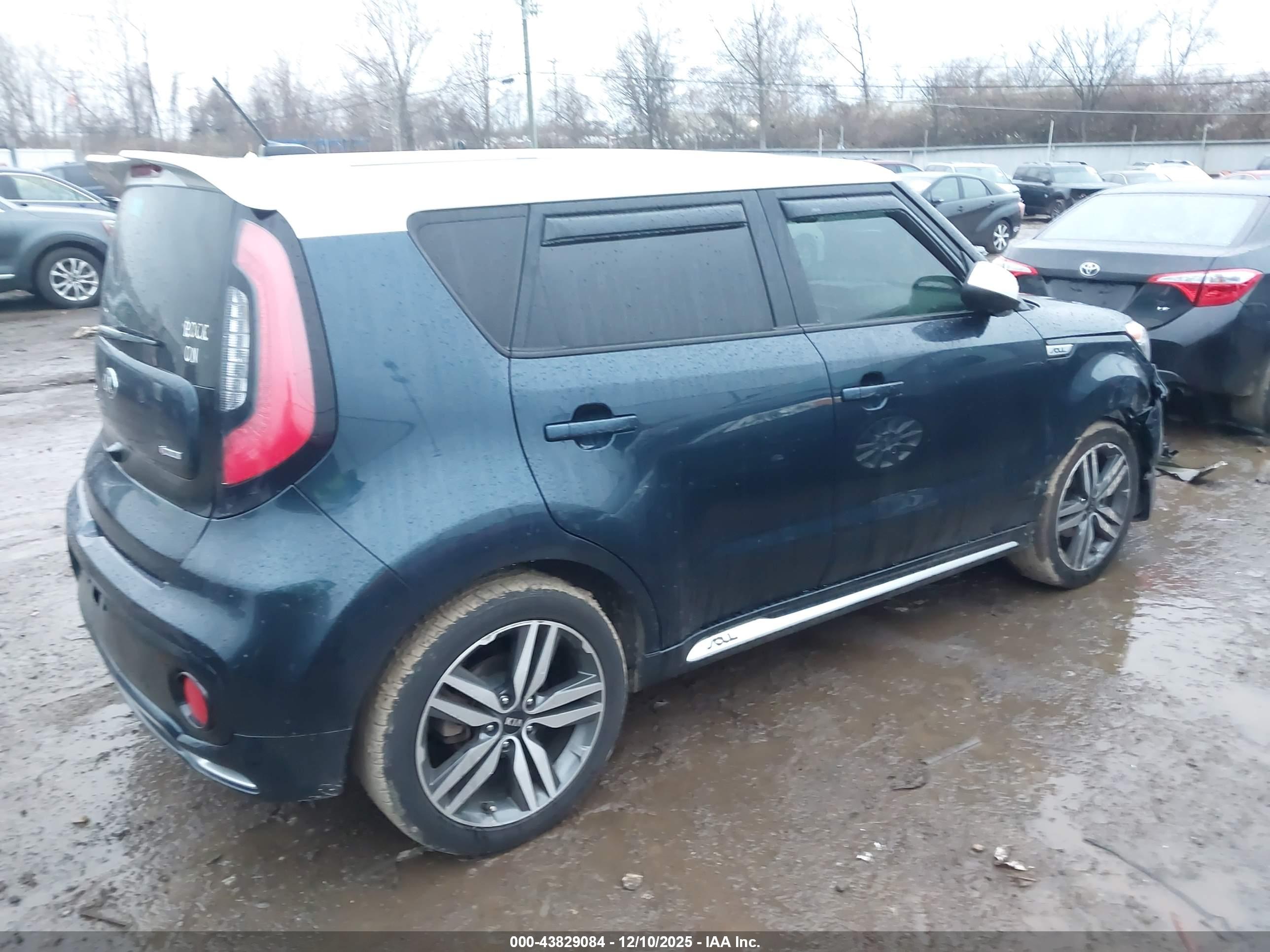KIA SOUL image 4