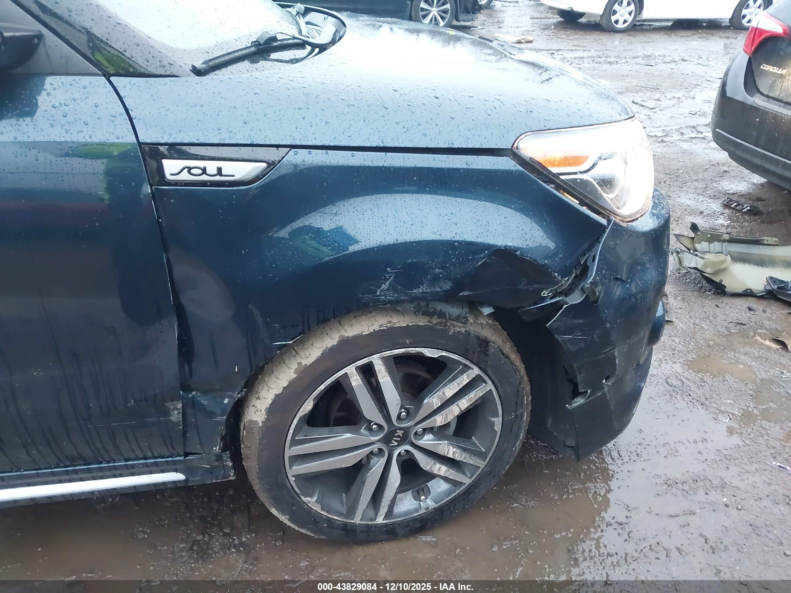 KIA SOUL image 6