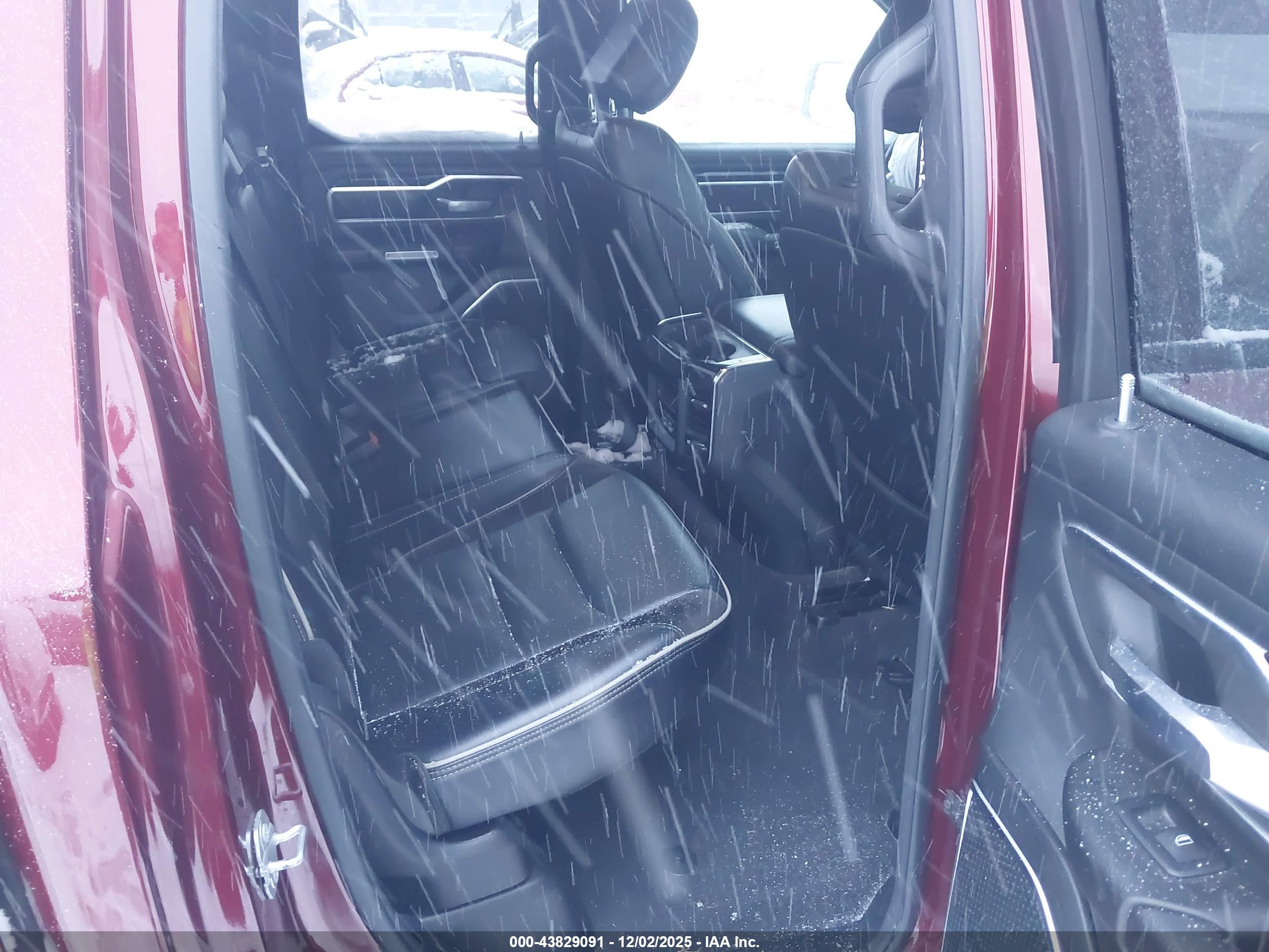 RAM 1500 image 8