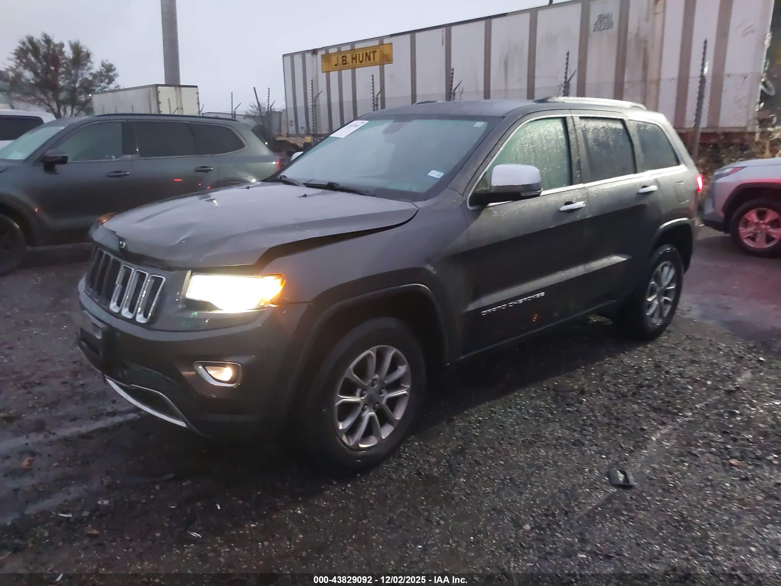 JEEP GRAND image 2