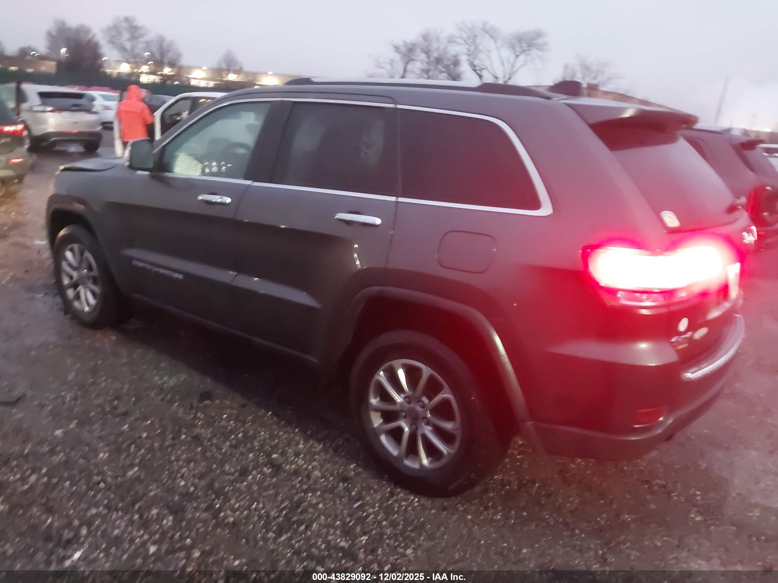 JEEP GRAND image 3