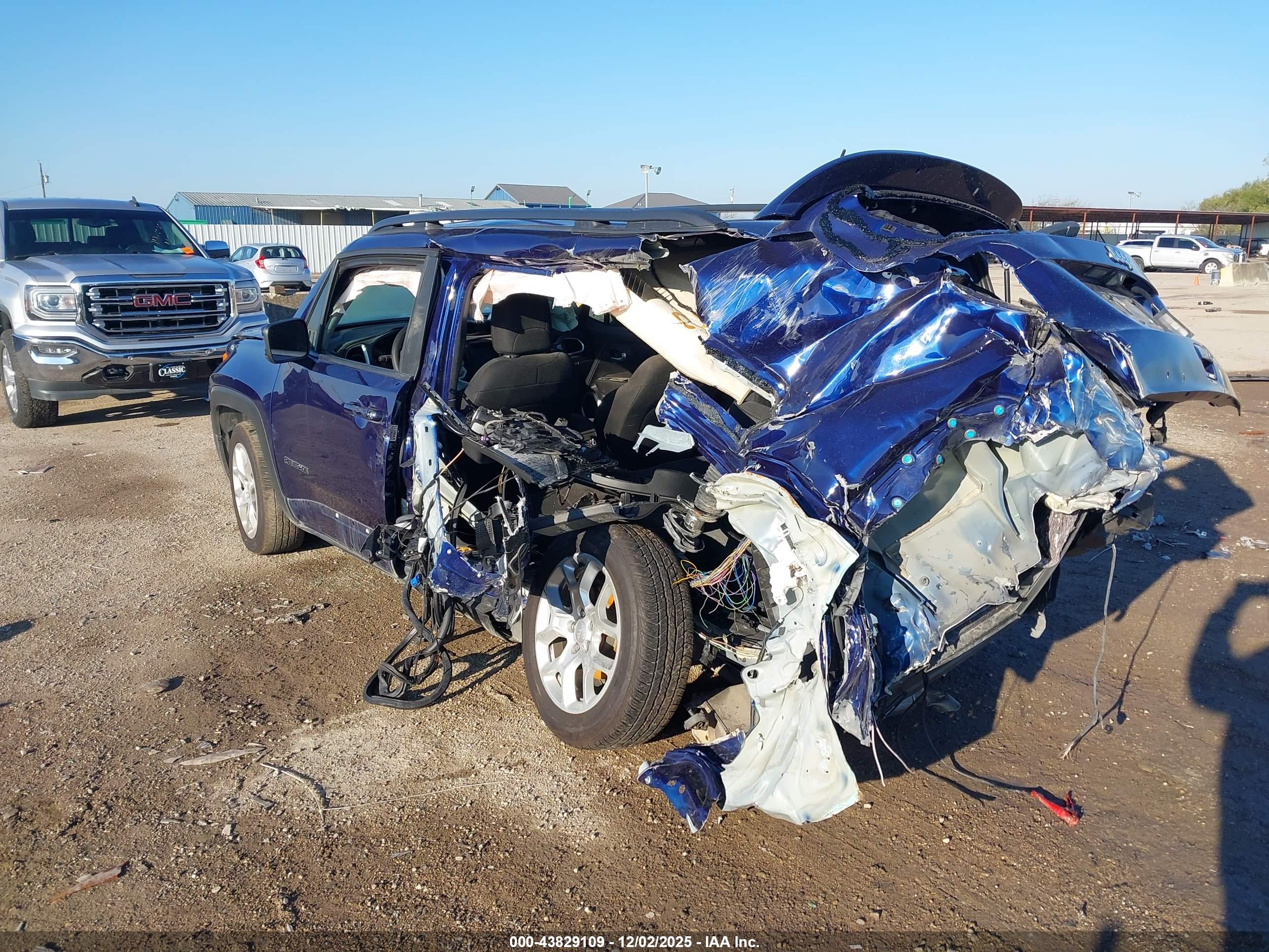 JEEP RENEGADE image 3