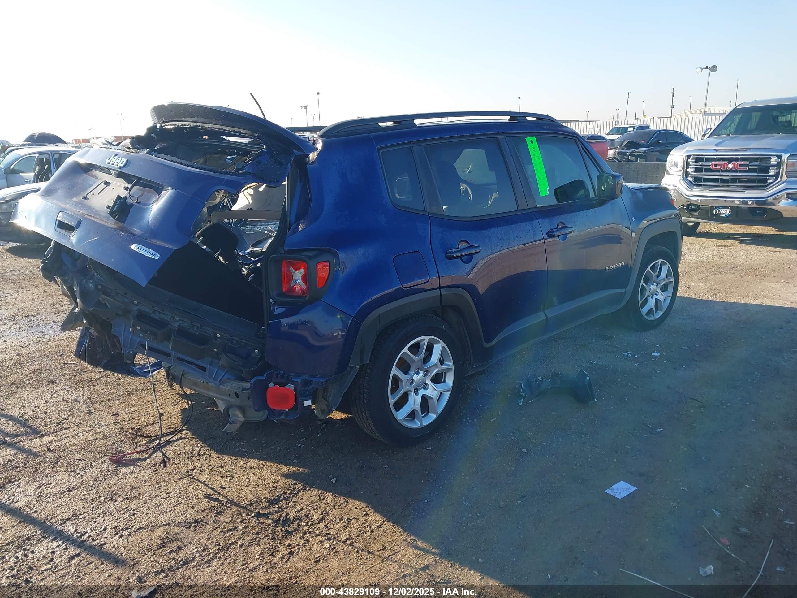 JEEP RENEGADE image 4