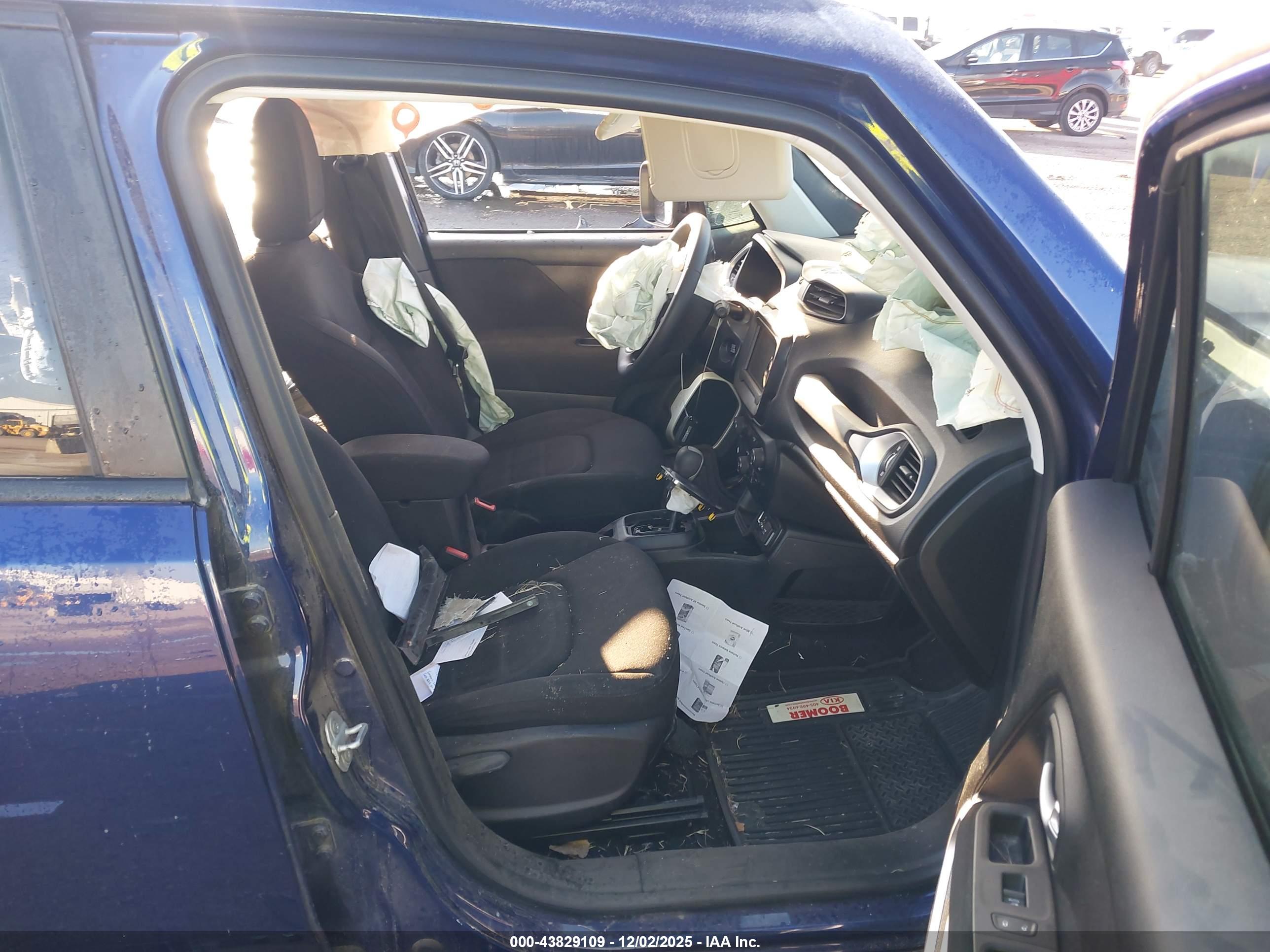 JEEP RENEGADE image 5