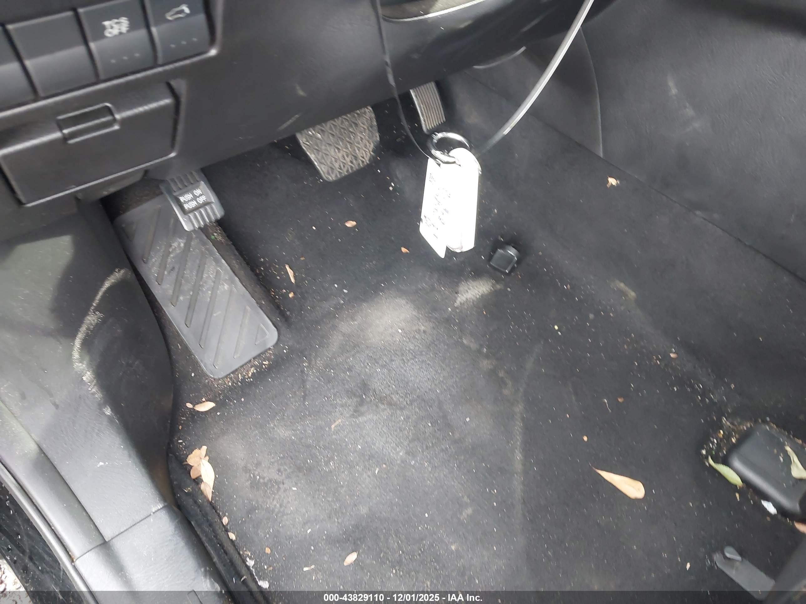 MAZDA CX-9 image 11