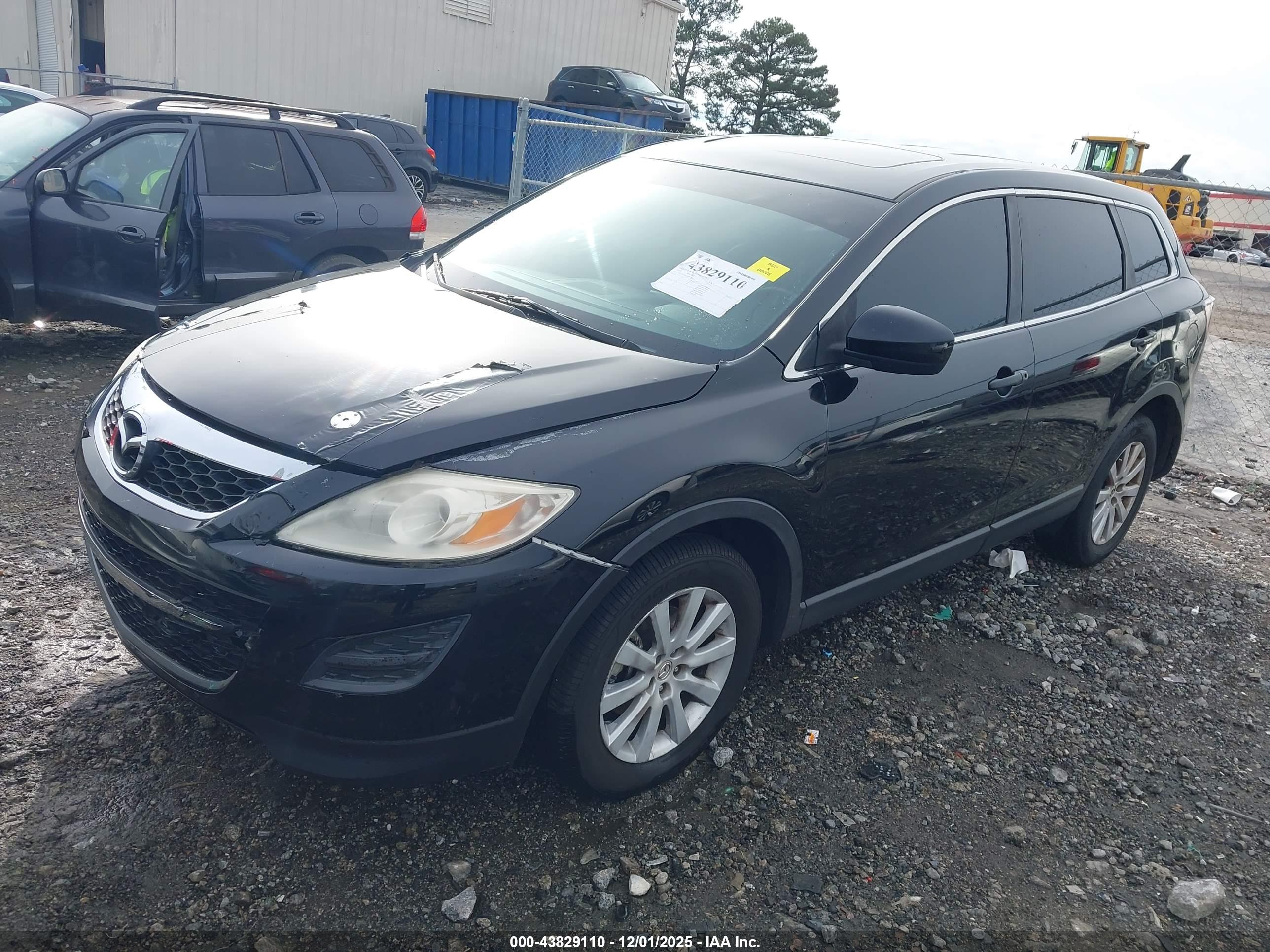 MAZDA CX-9 image 2
