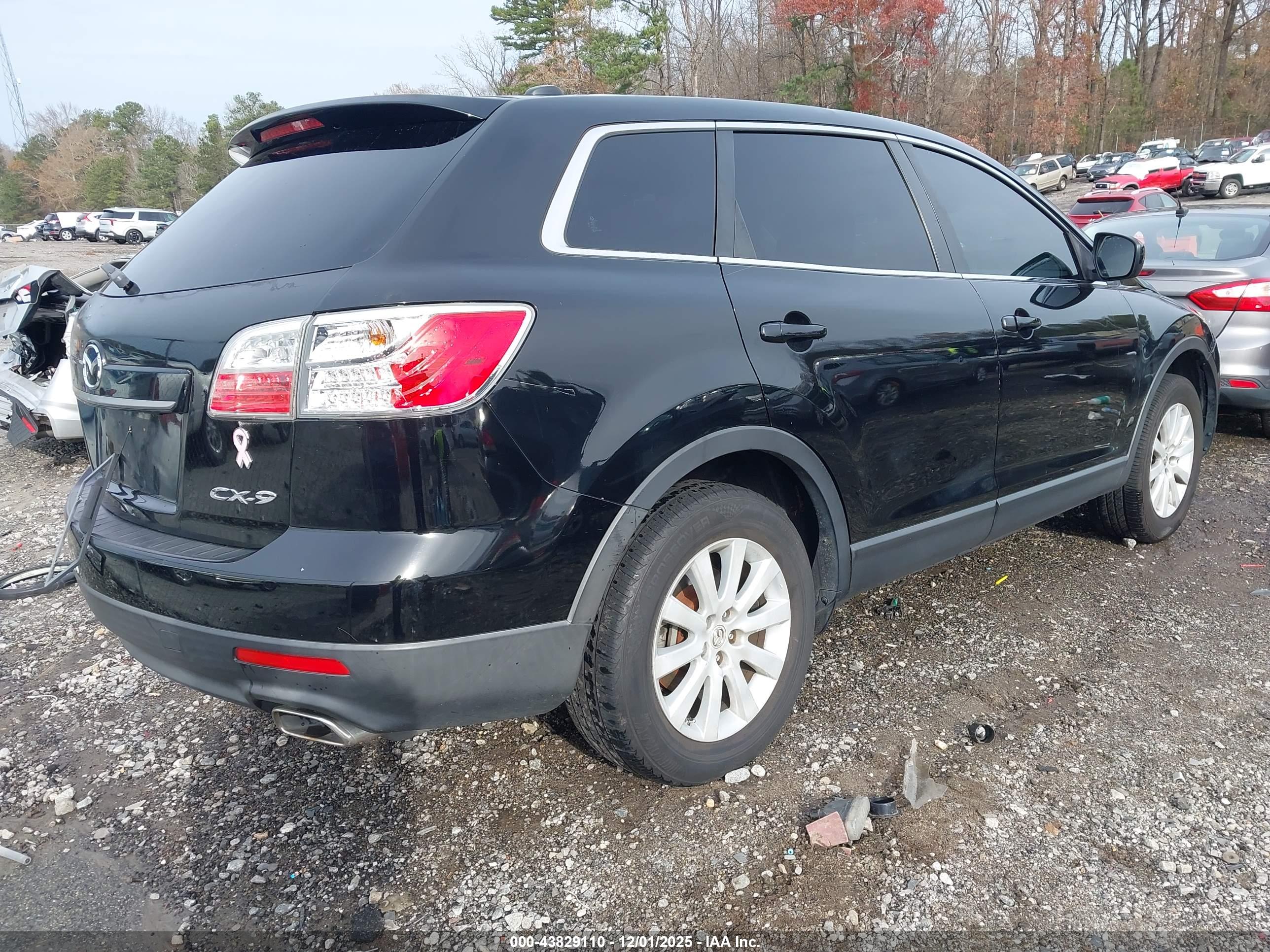 MAZDA CX-9 image 4