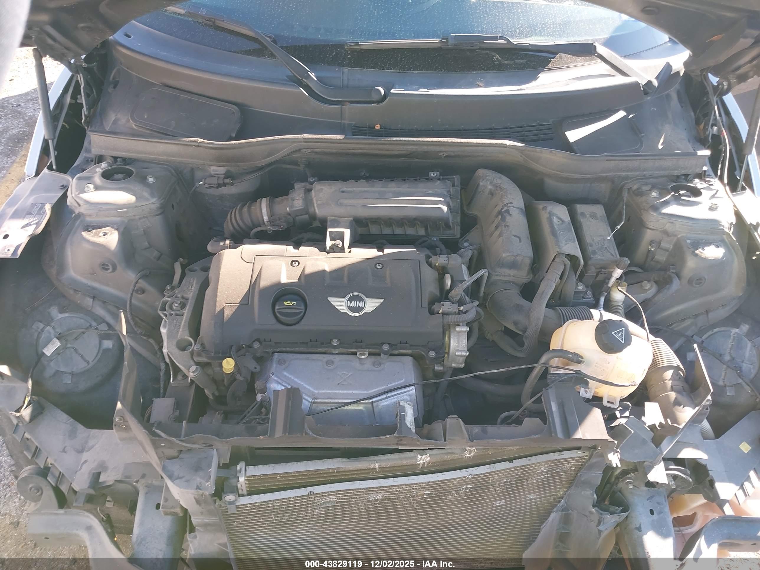 MINI COUNTRYMAN image 10
