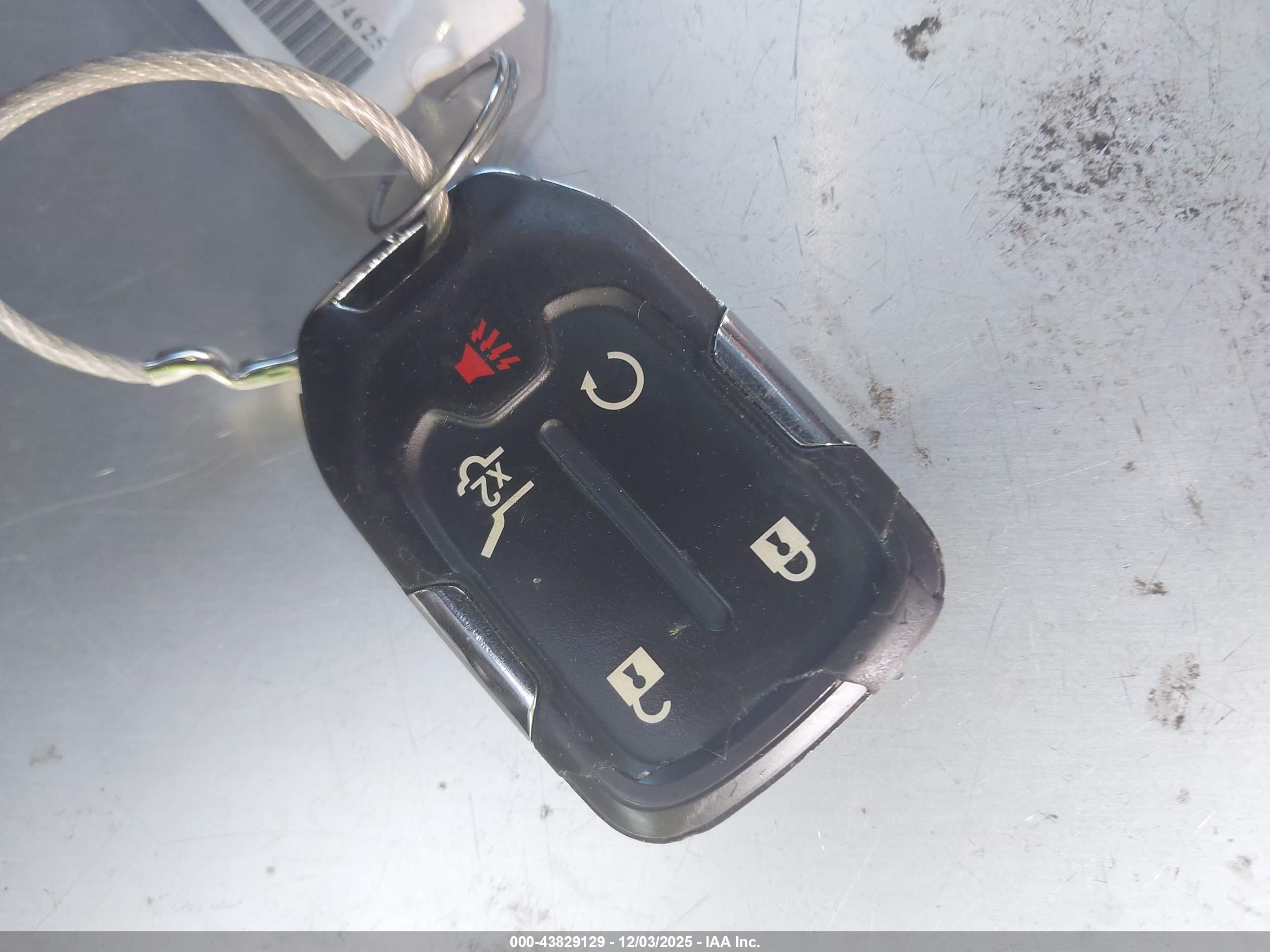 GMC TERRAIN image 11