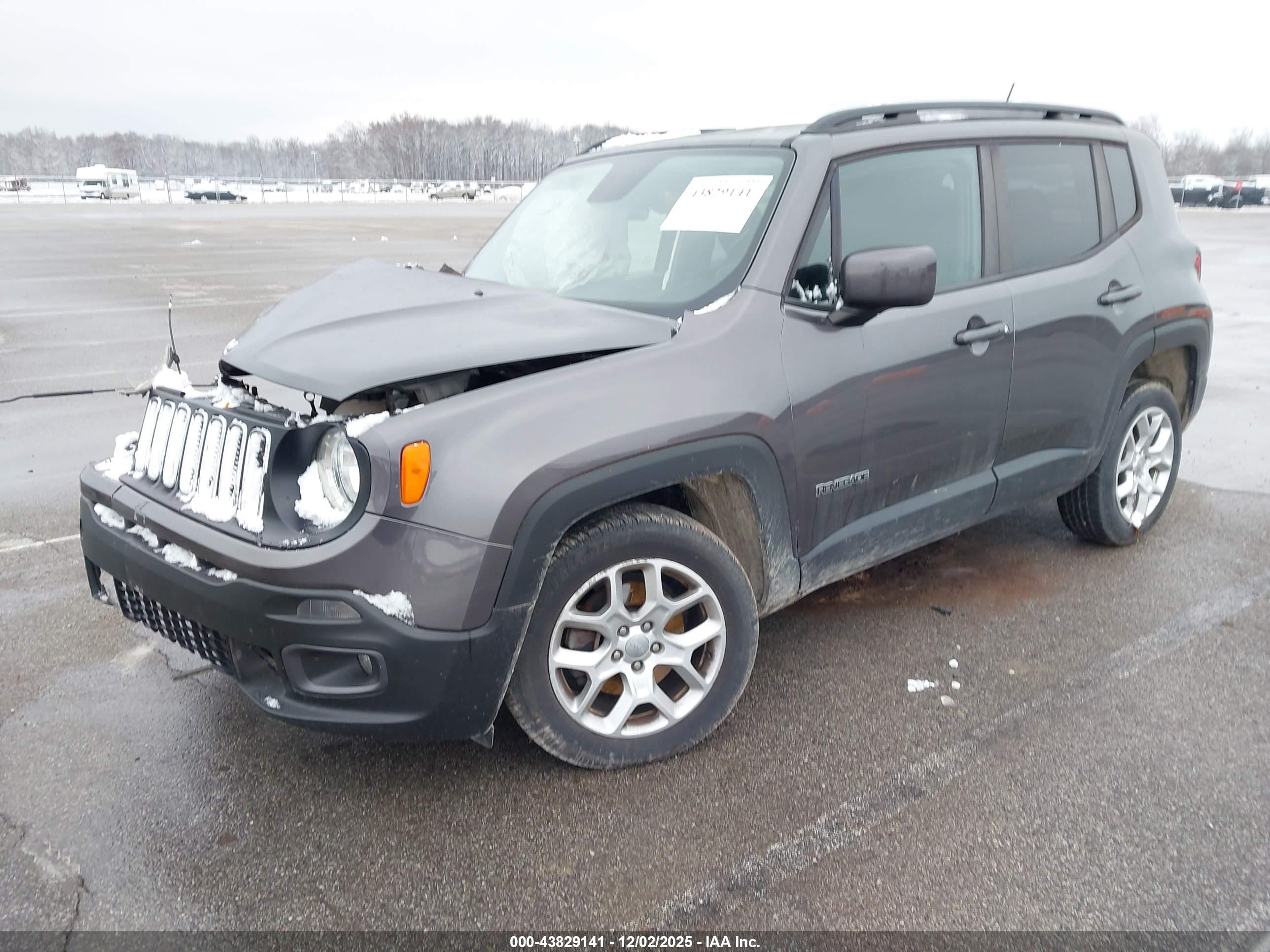 JEEP RENEGADE image 2
