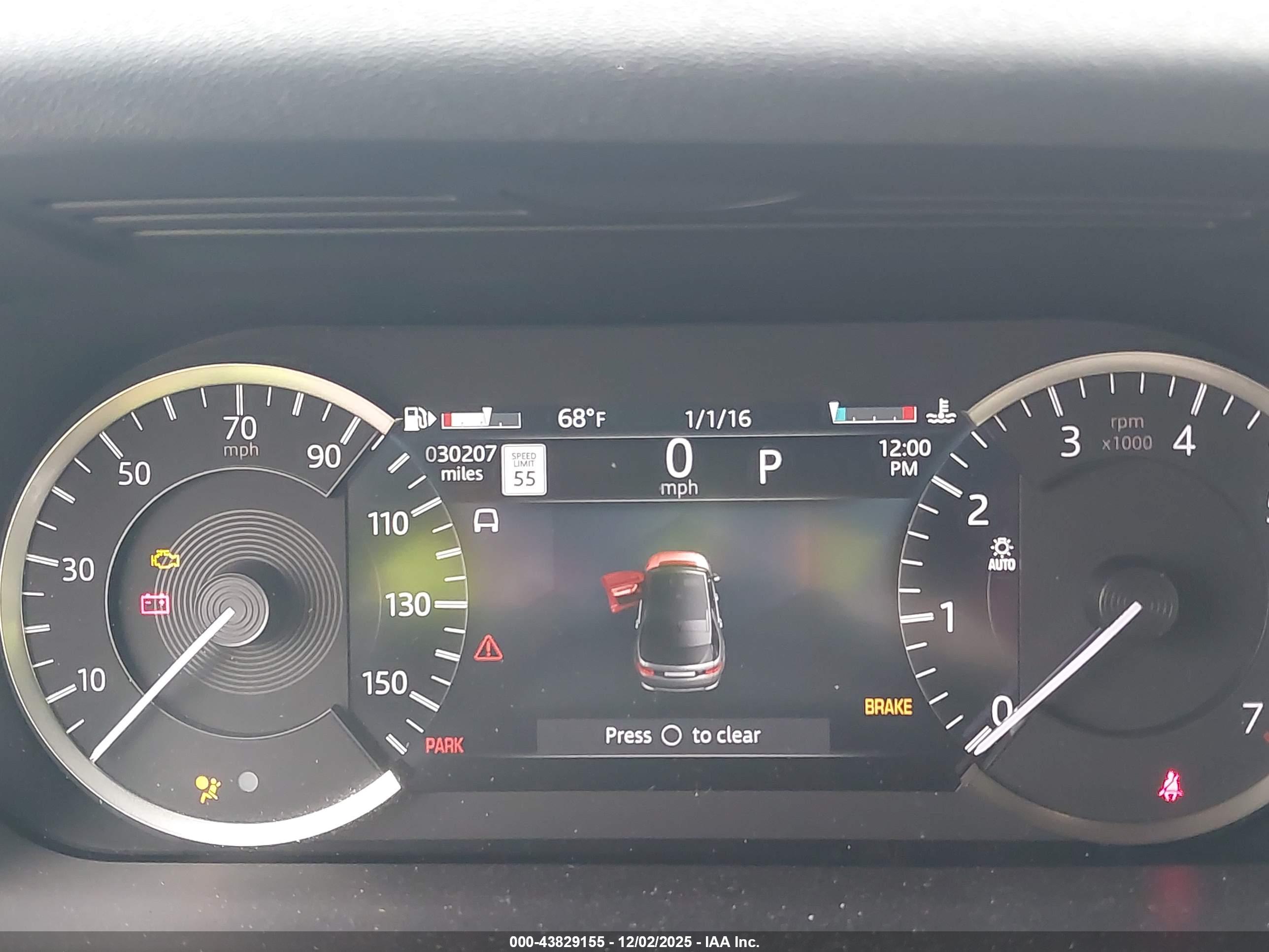 LAND ROVER image 7