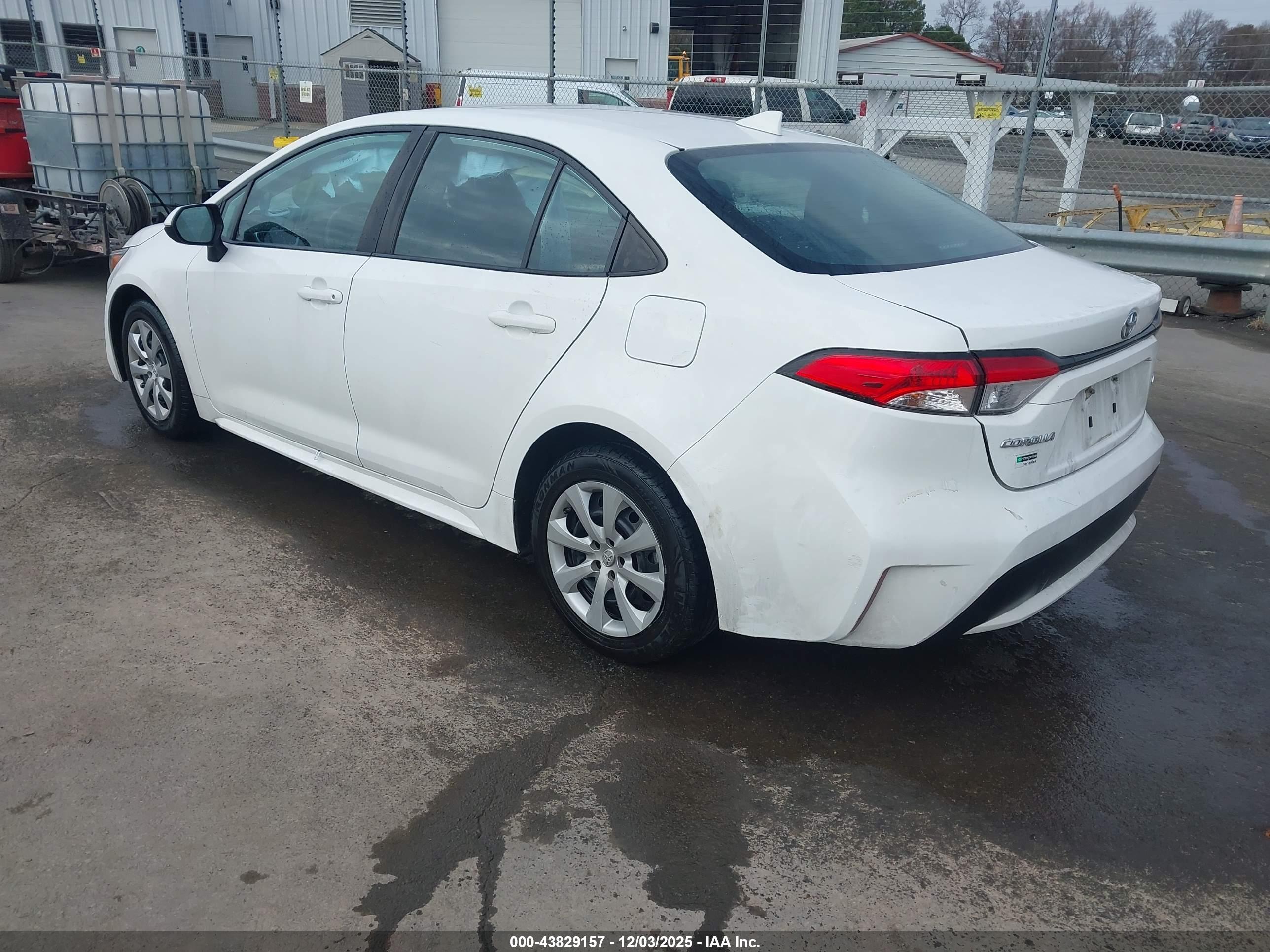 TOYOTA COROLLA image 3
