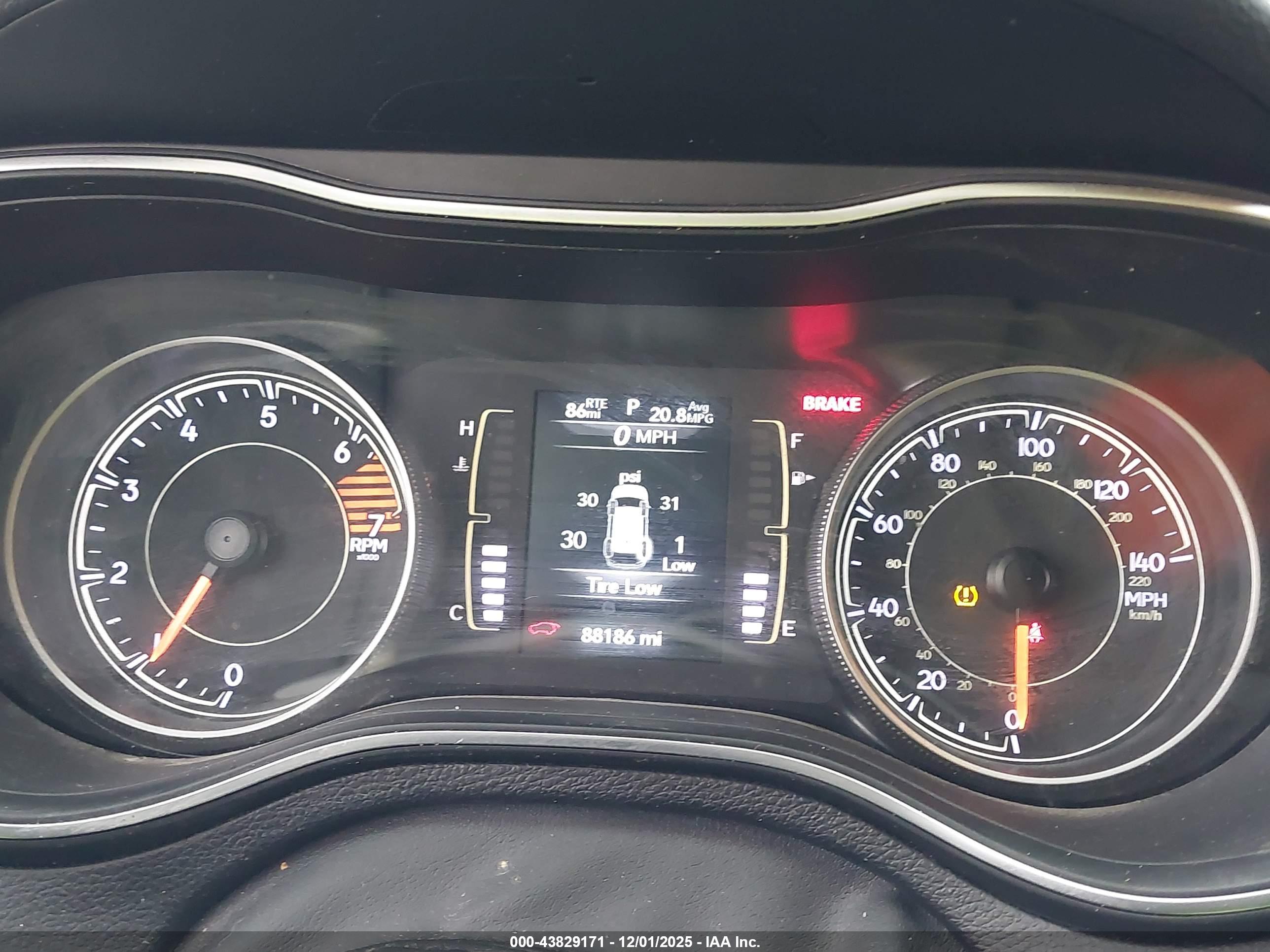 JEEP CHEROKEE image 7
