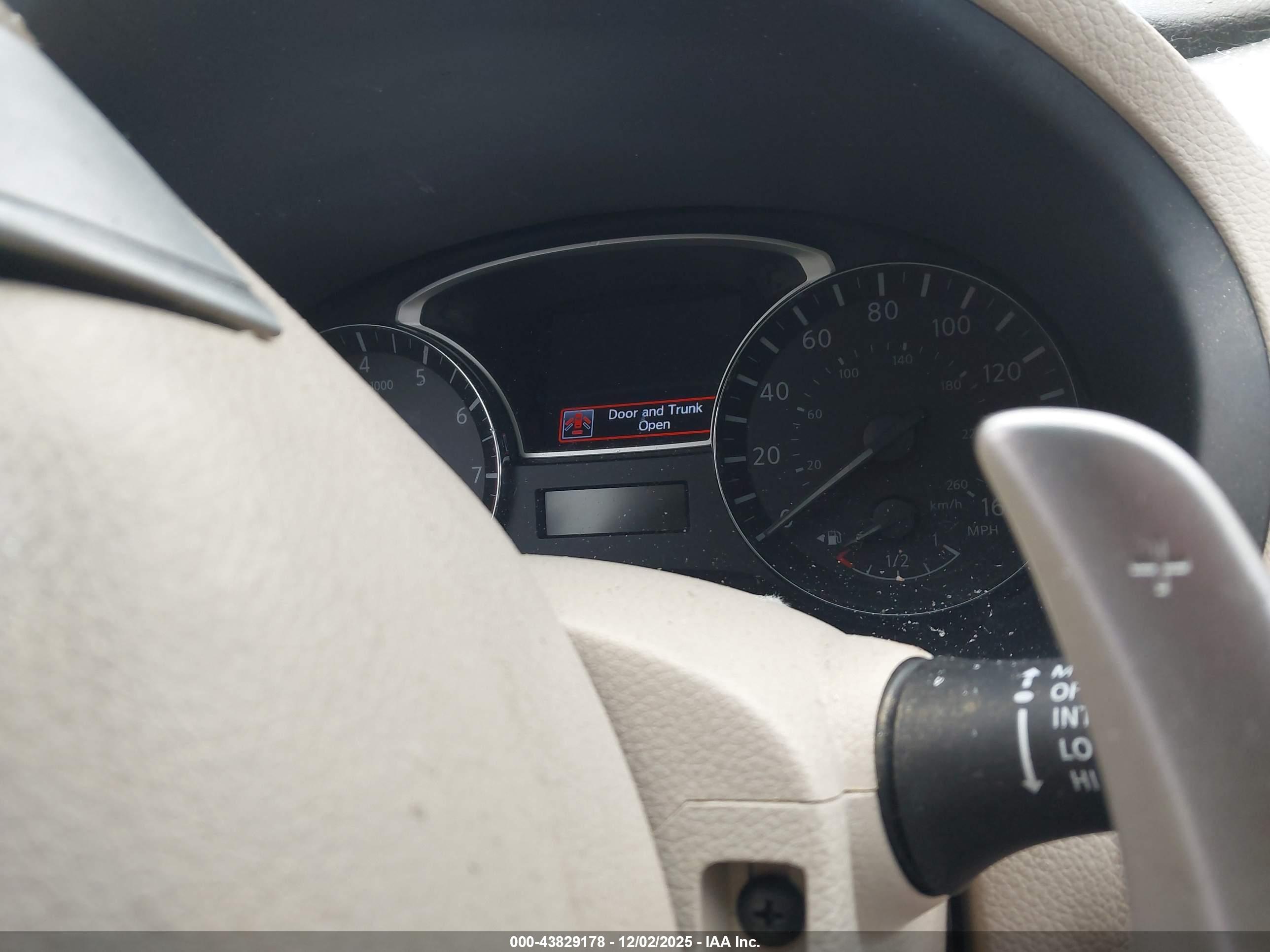 NISSAN ALTIMA image 7