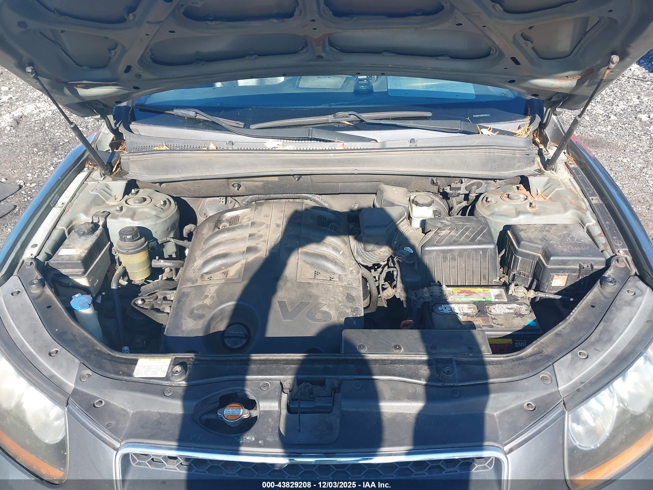 HYUNDAI SANTA image 10