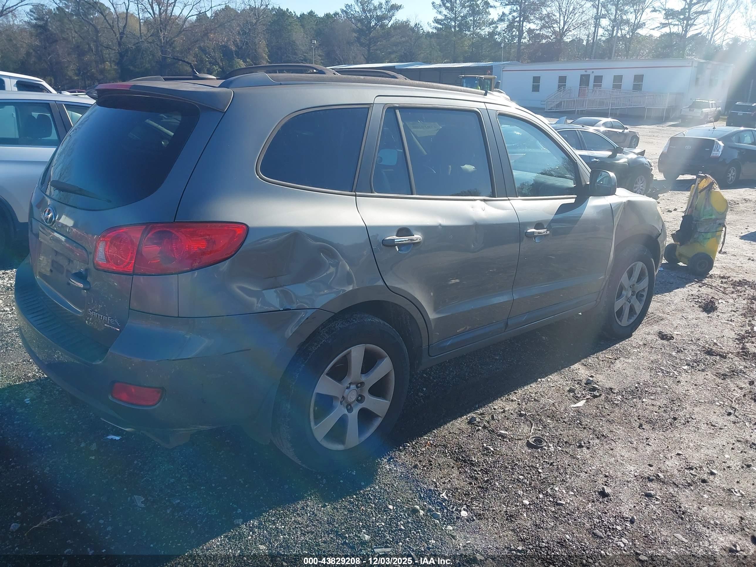 HYUNDAI SANTA image 4