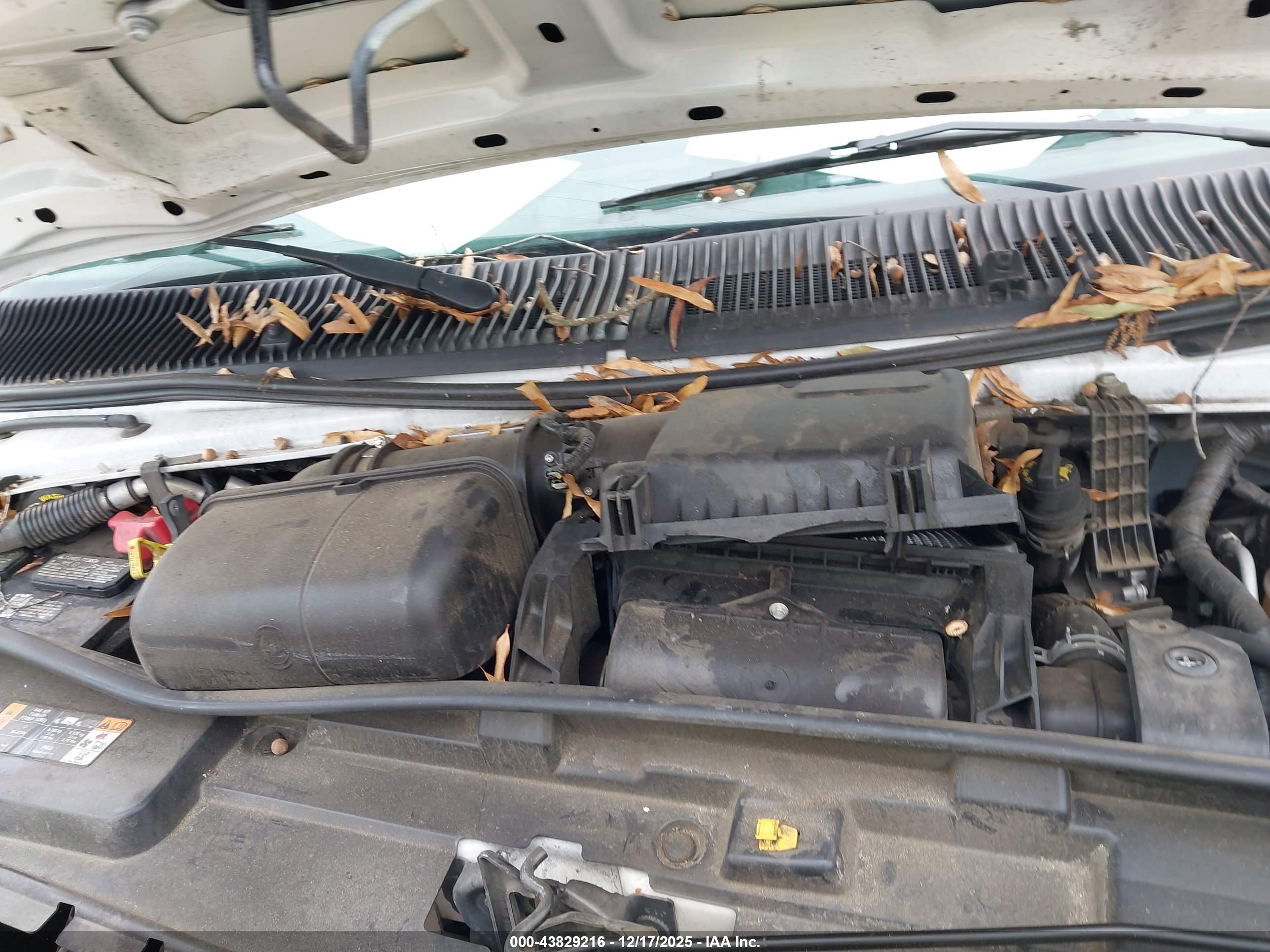 FORD E-350 image 10