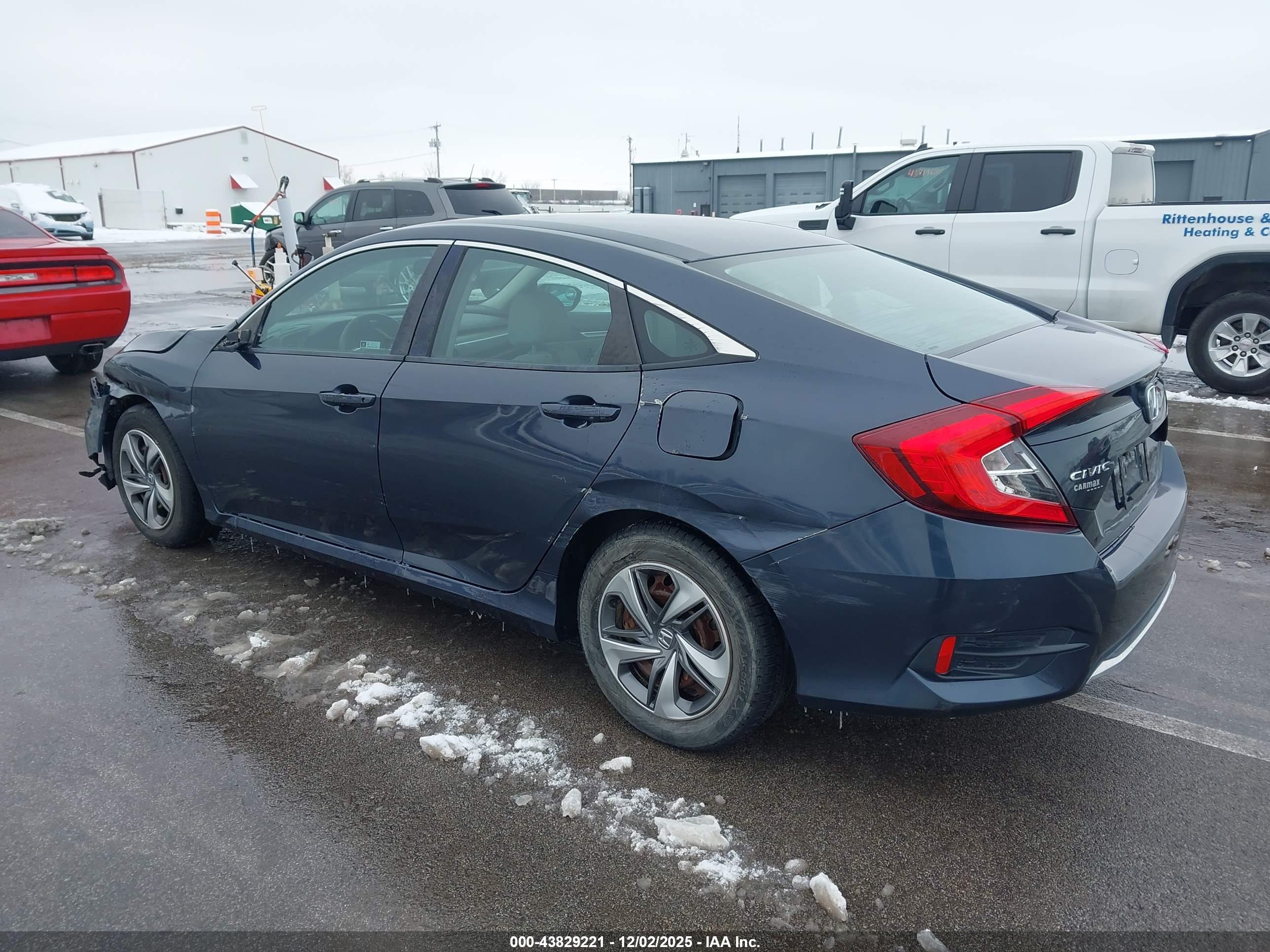 HONDA CIVIC image 3