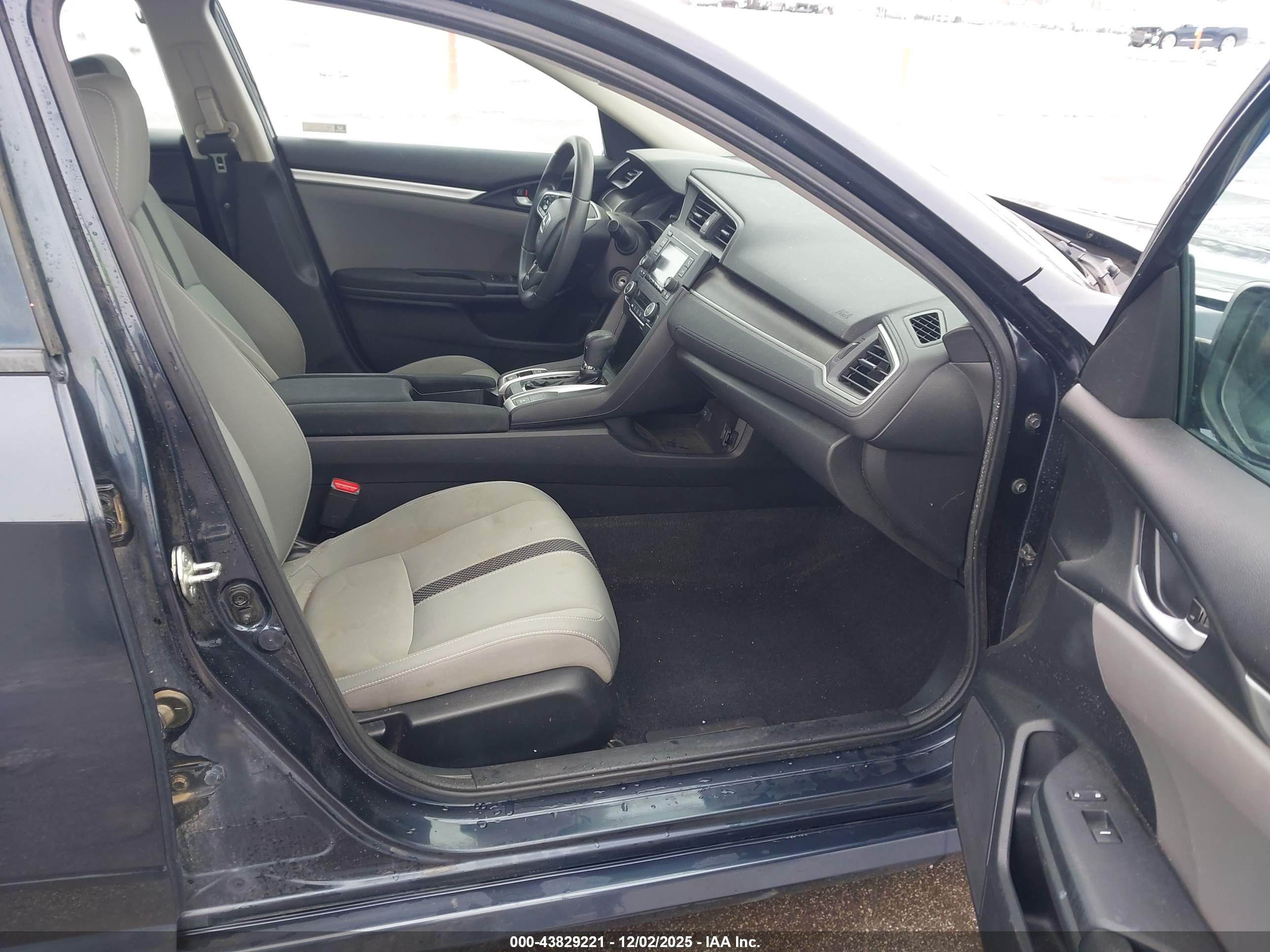 HONDA CIVIC image 5