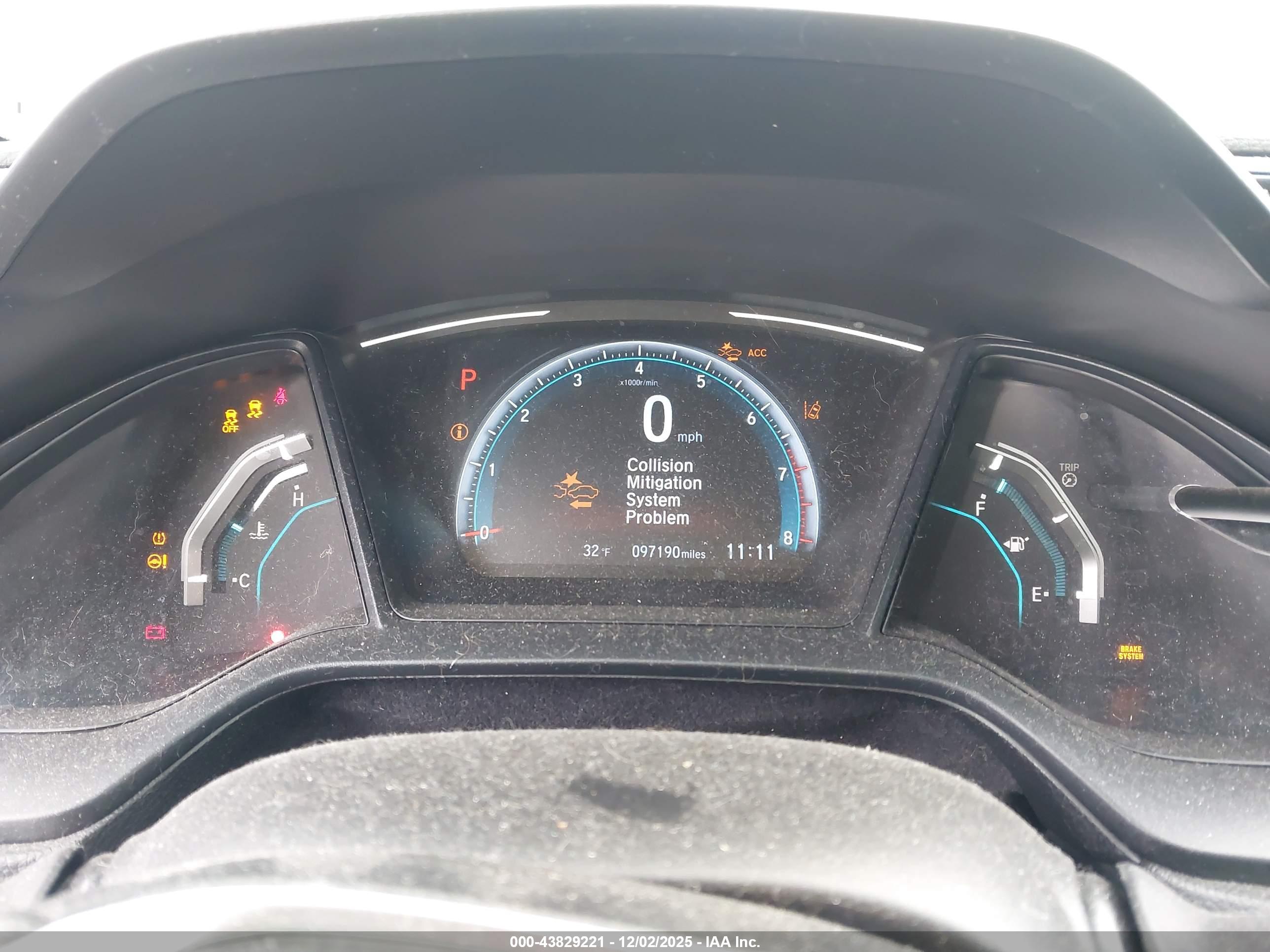 HONDA CIVIC image 7