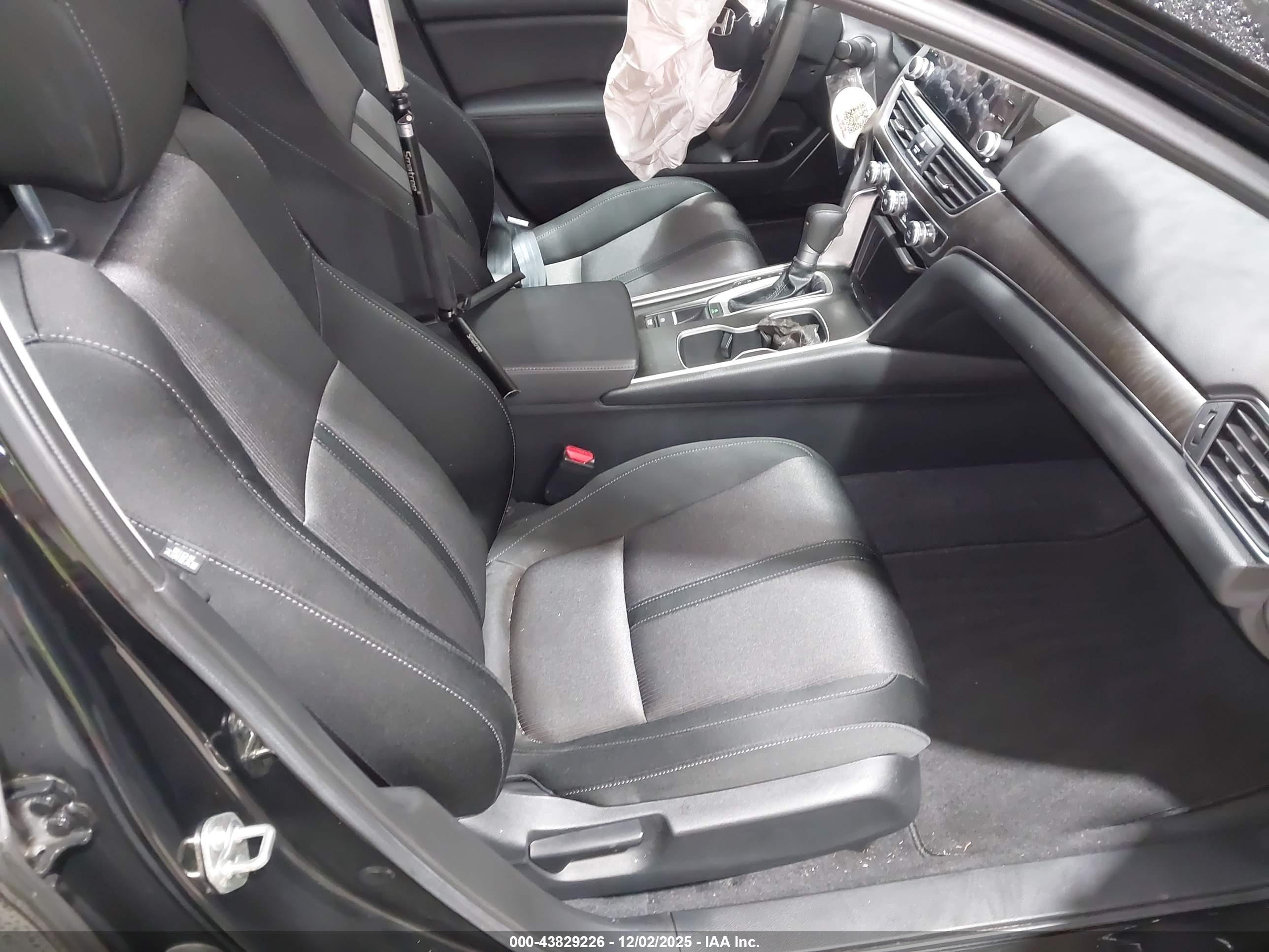 HONDA ACCORD image 5