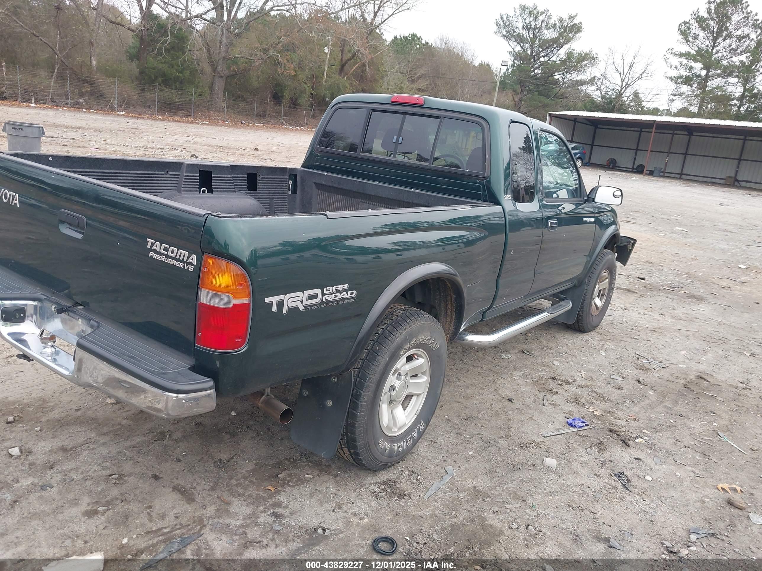 TOYOTA TACOMA image 4